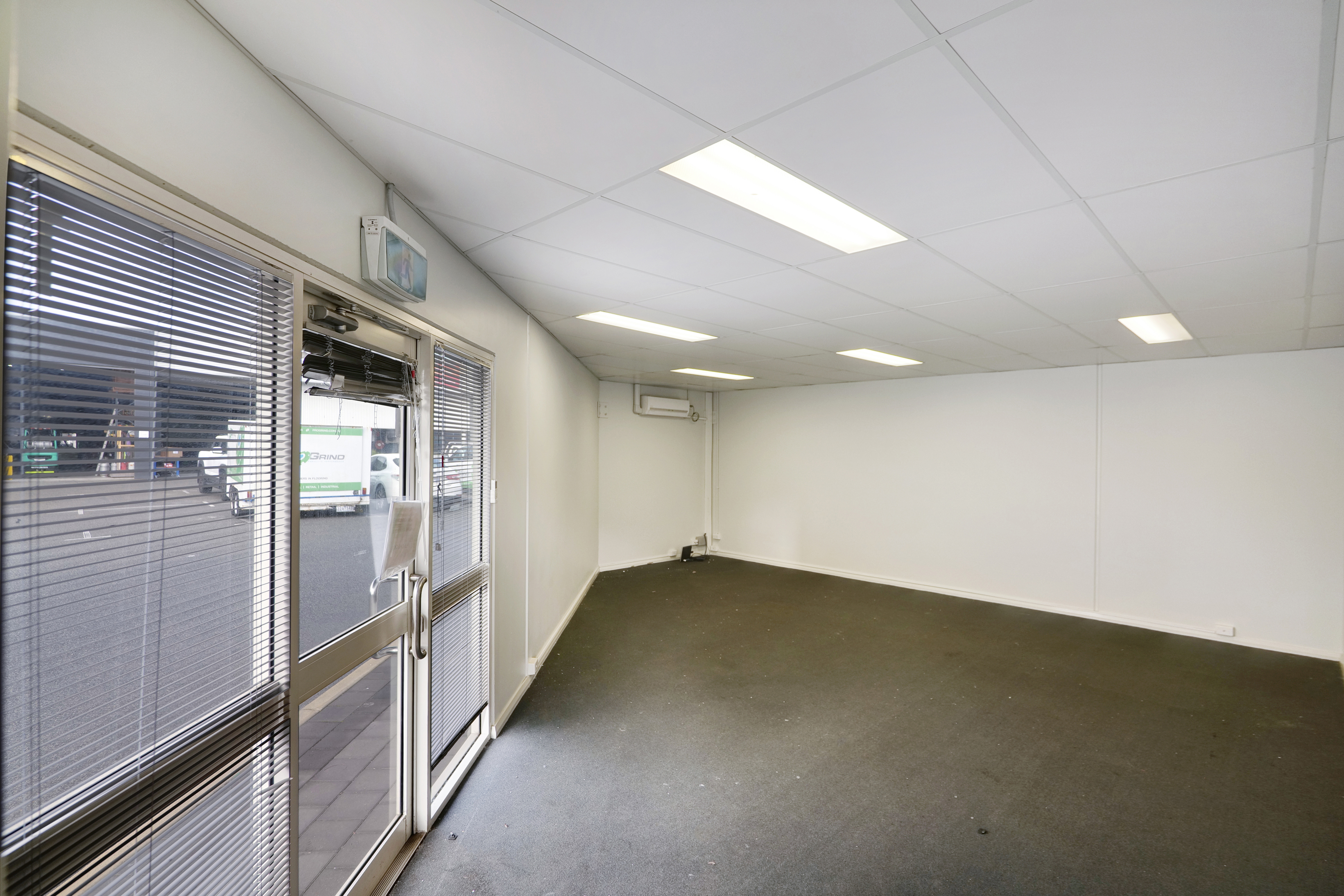Unit 11, 24 Baile Road, Canning Vale WA 6155