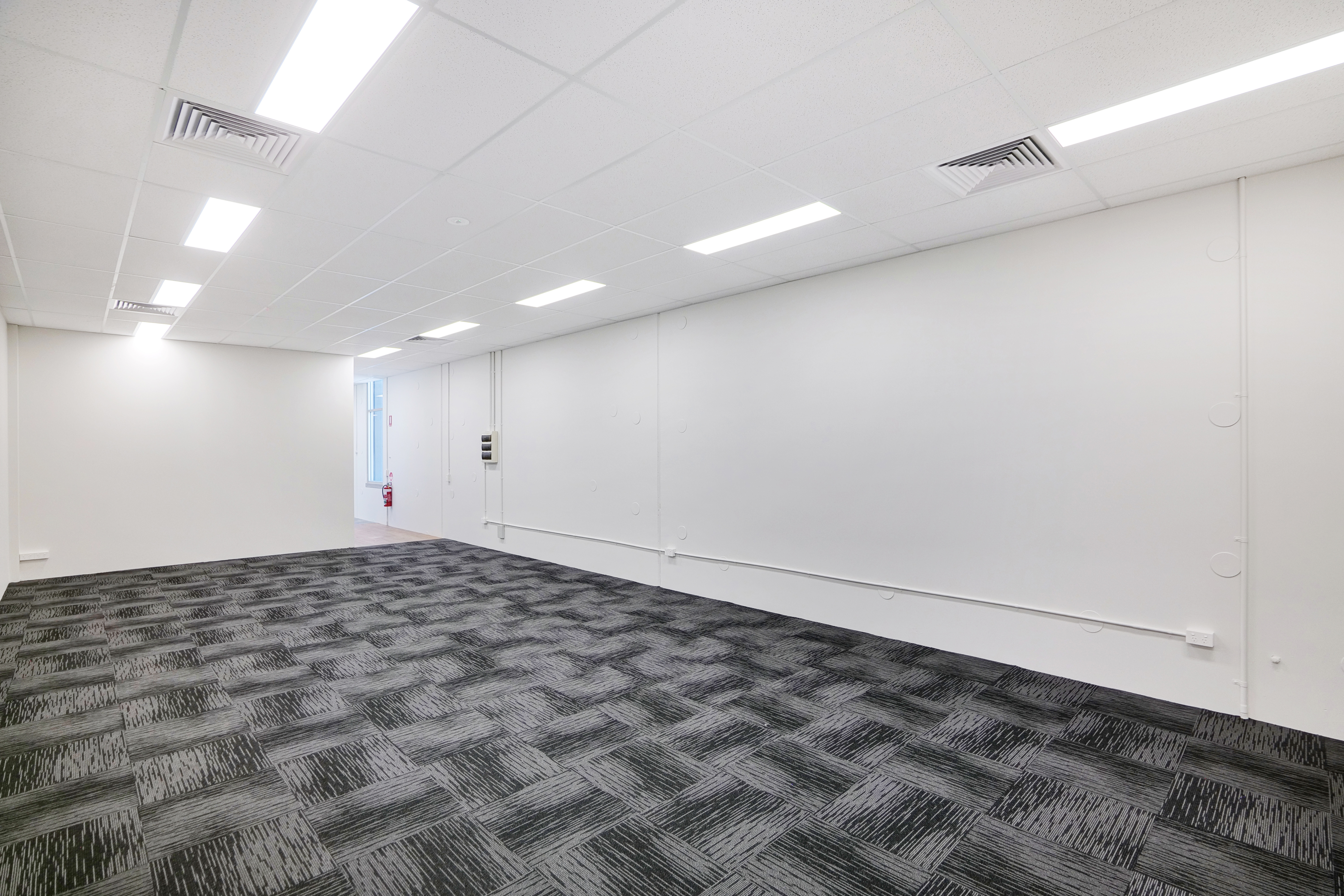 2 Hensbrook Loop, Forrestdale WA 6112