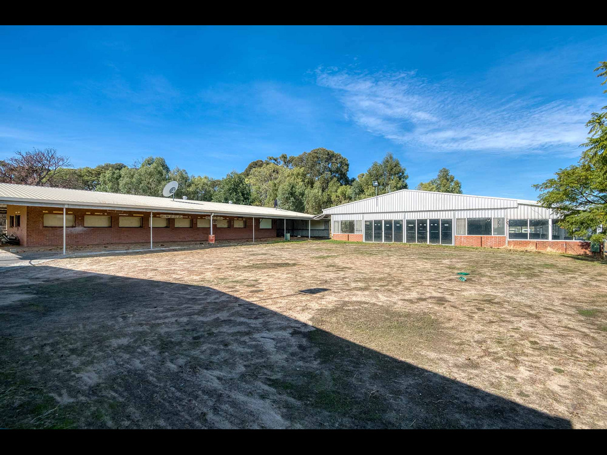 18 Peterson Road, Warawarrup WA 6220