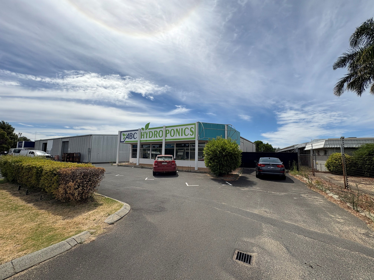 Unit 2/5 Halifax Drive, Davenport WA 6230