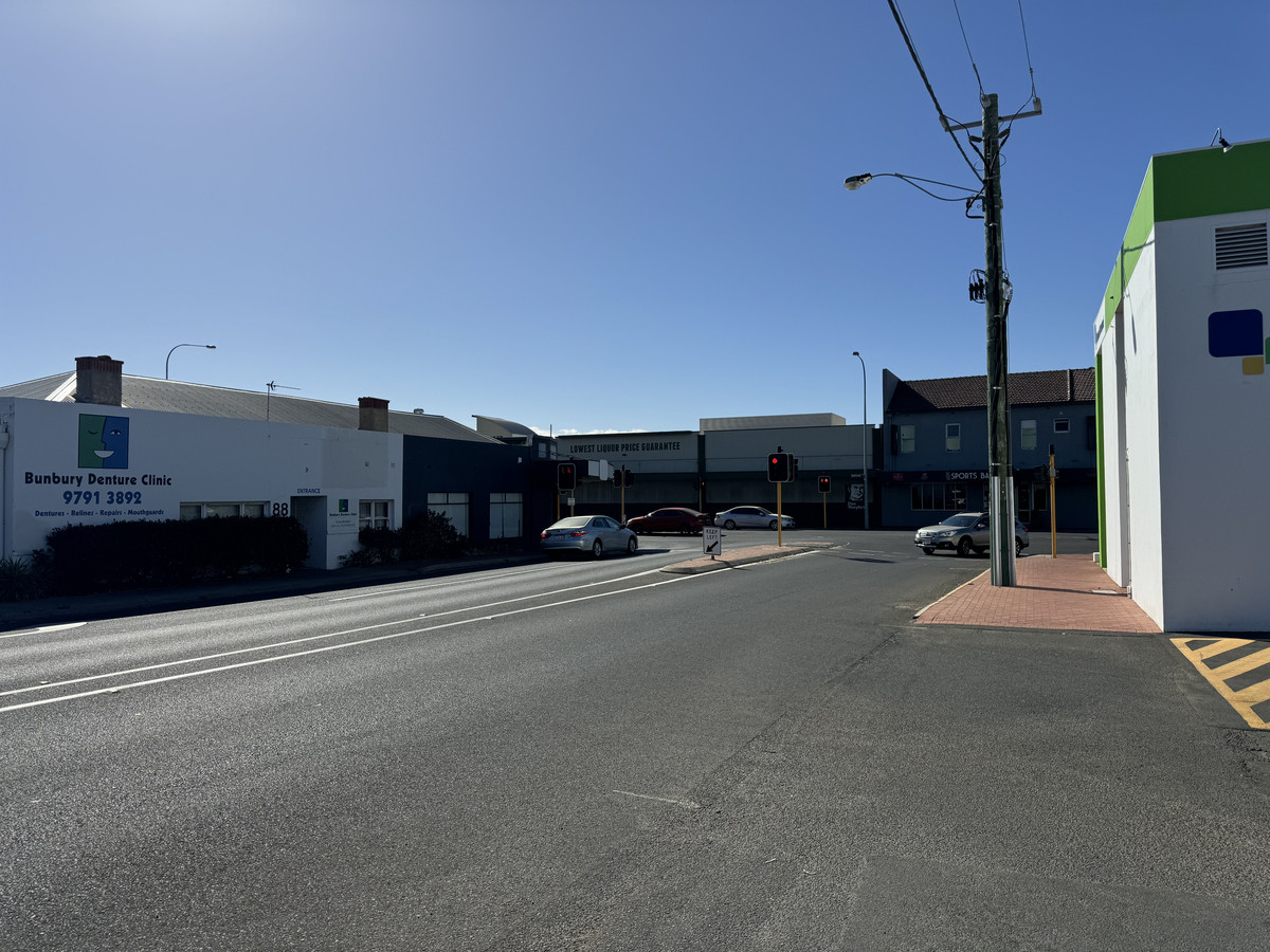 1 & 2/119 Beach Road, South Bunbury WA 6230