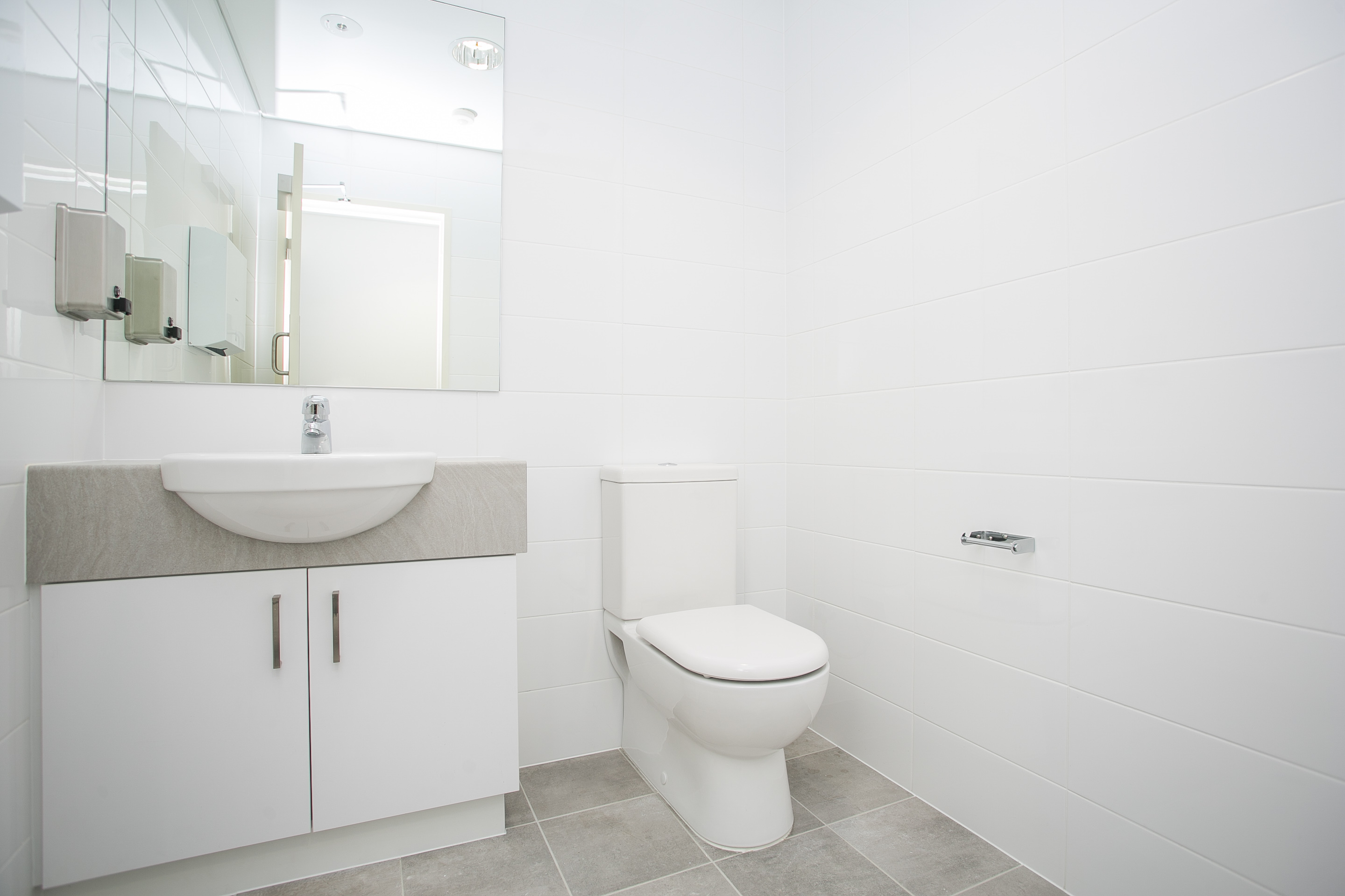 2 Queensgate Drive, Canning Vale WA 6155