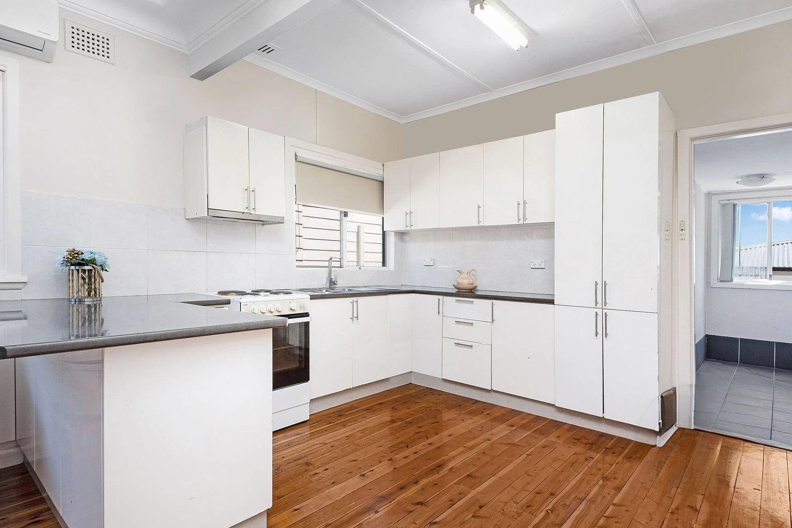 5 Princes Street, Guildford