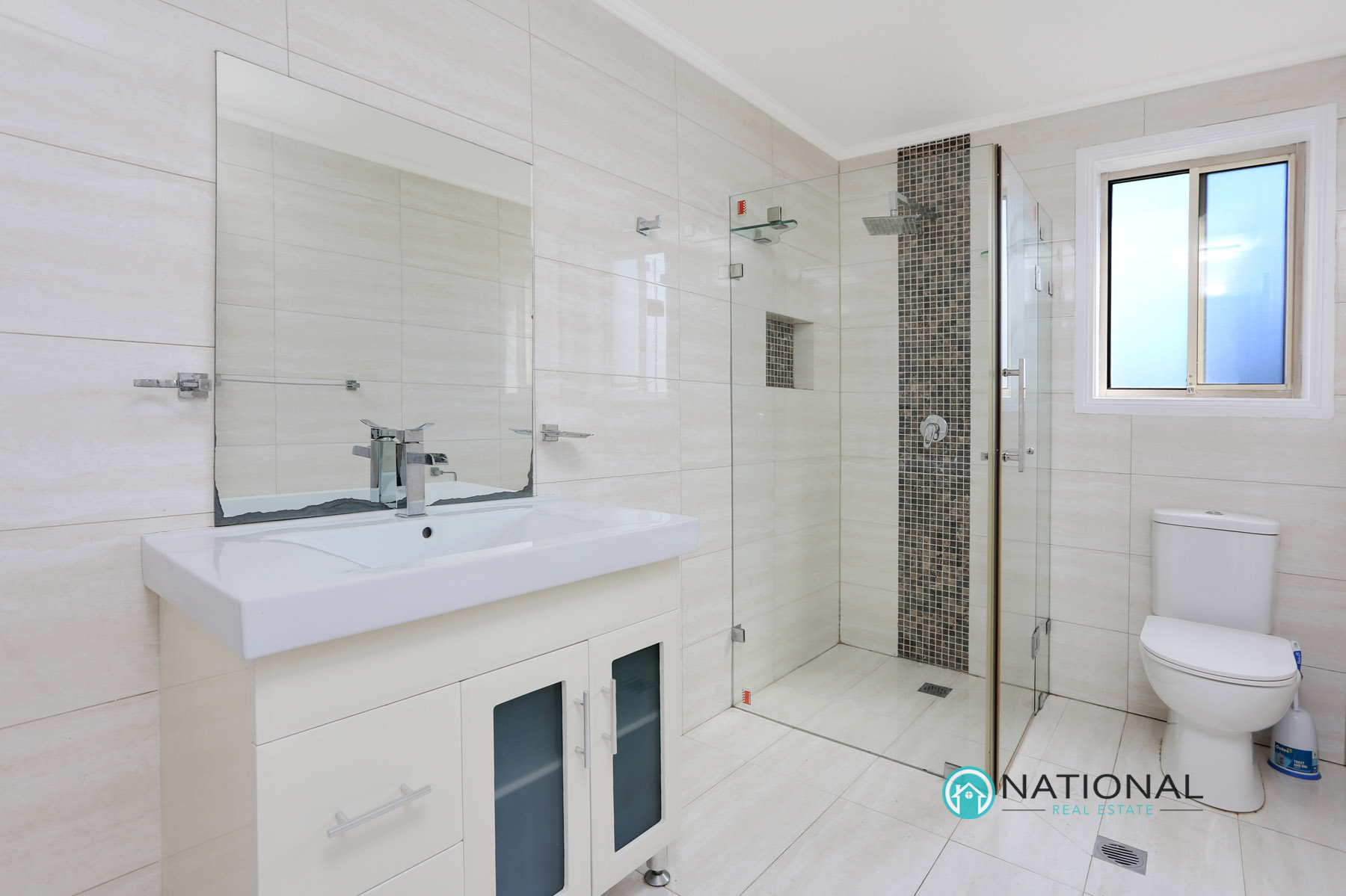 56 Oxford Street, Guildford