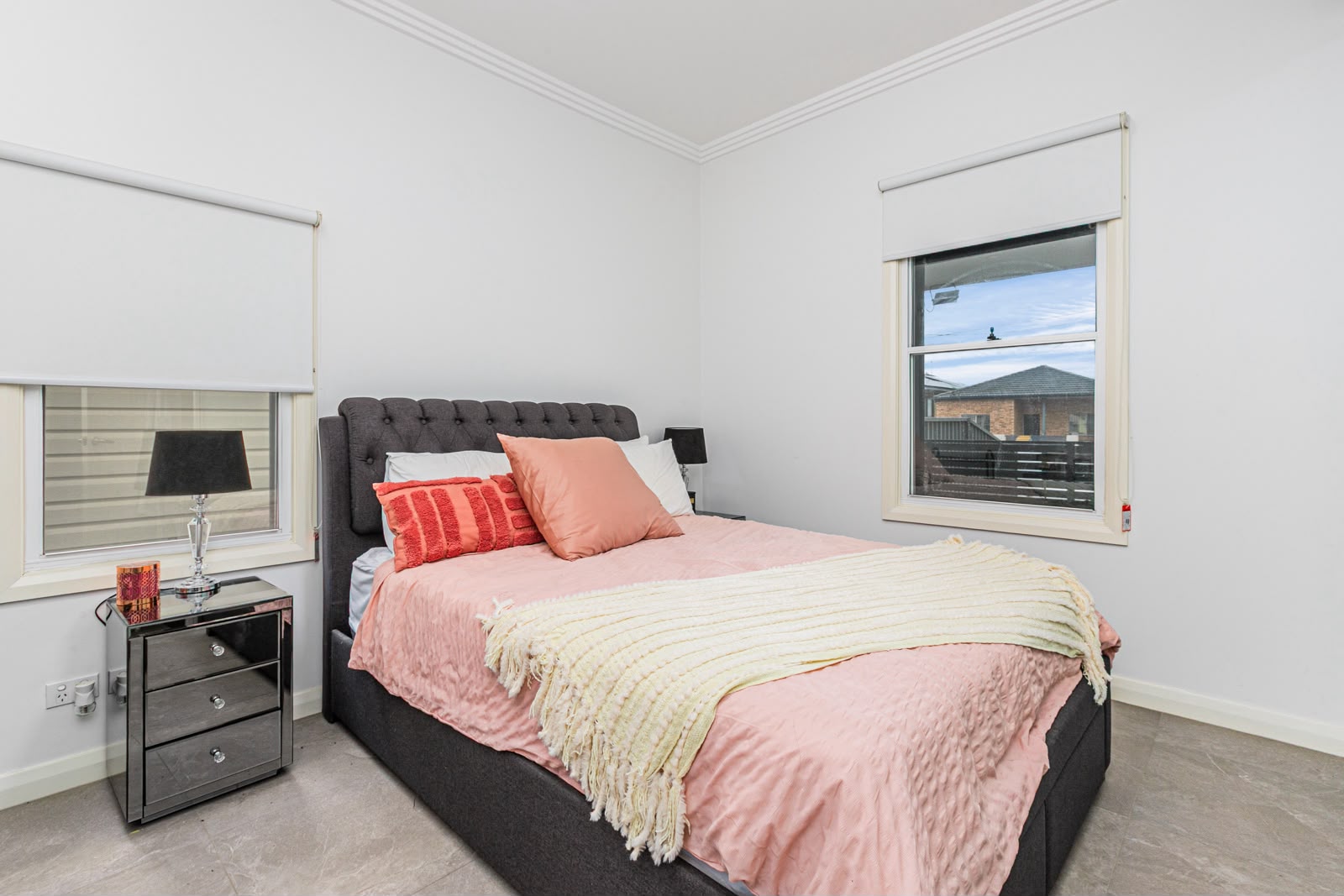 44 Woodstock Street, Guildford