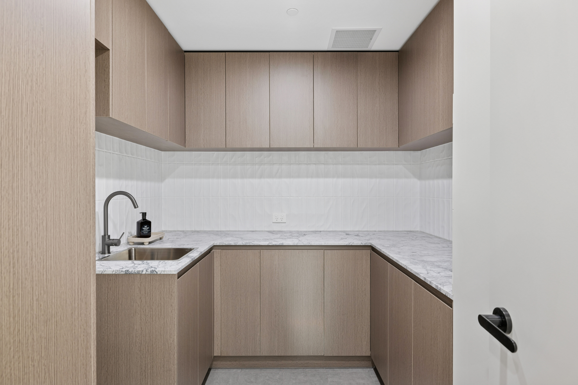 3502/6 Penaluna Place, ADELAIDE, SA 5000 29