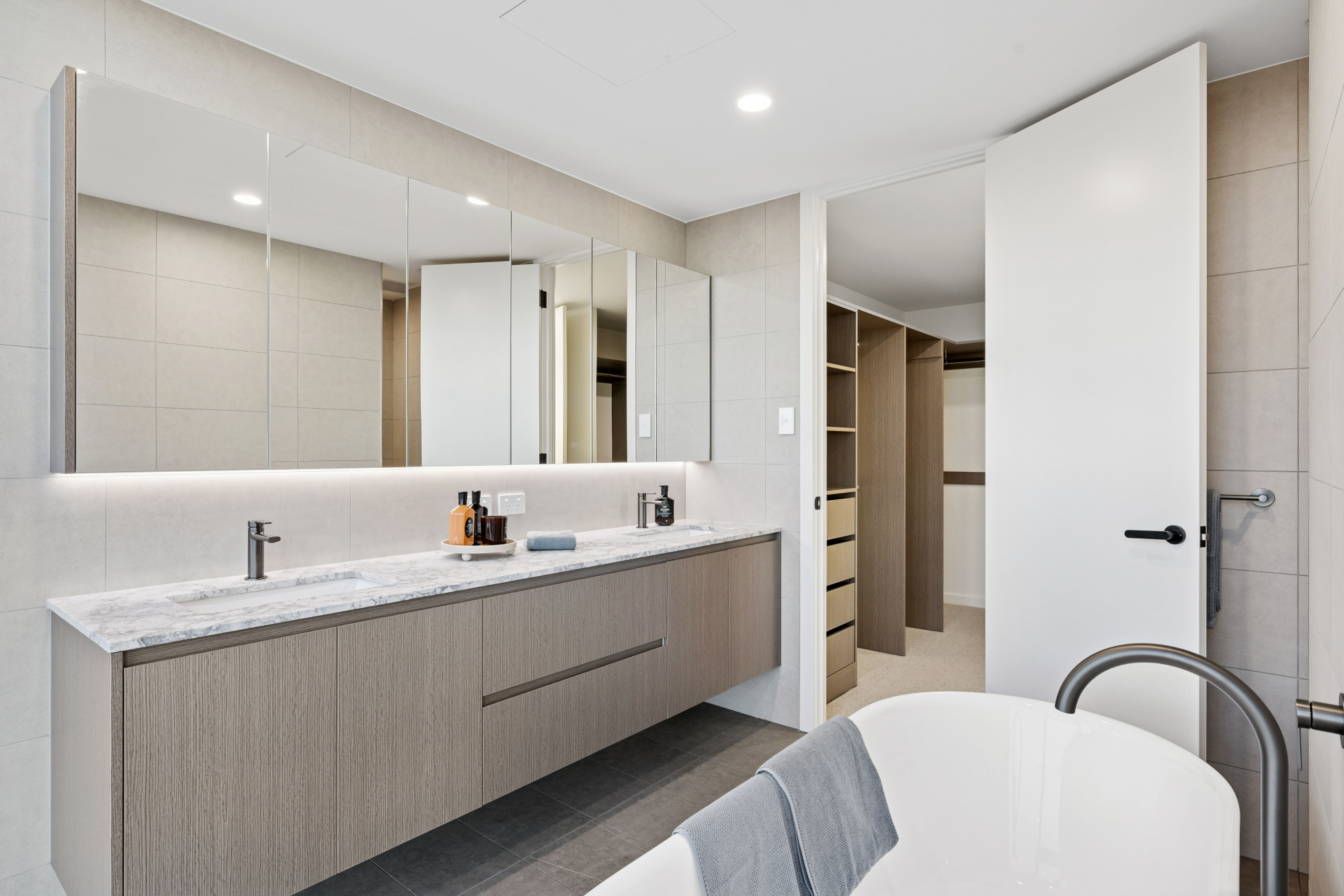 3502/6 Penaluna Place, ADELAIDE, SA 5000 13