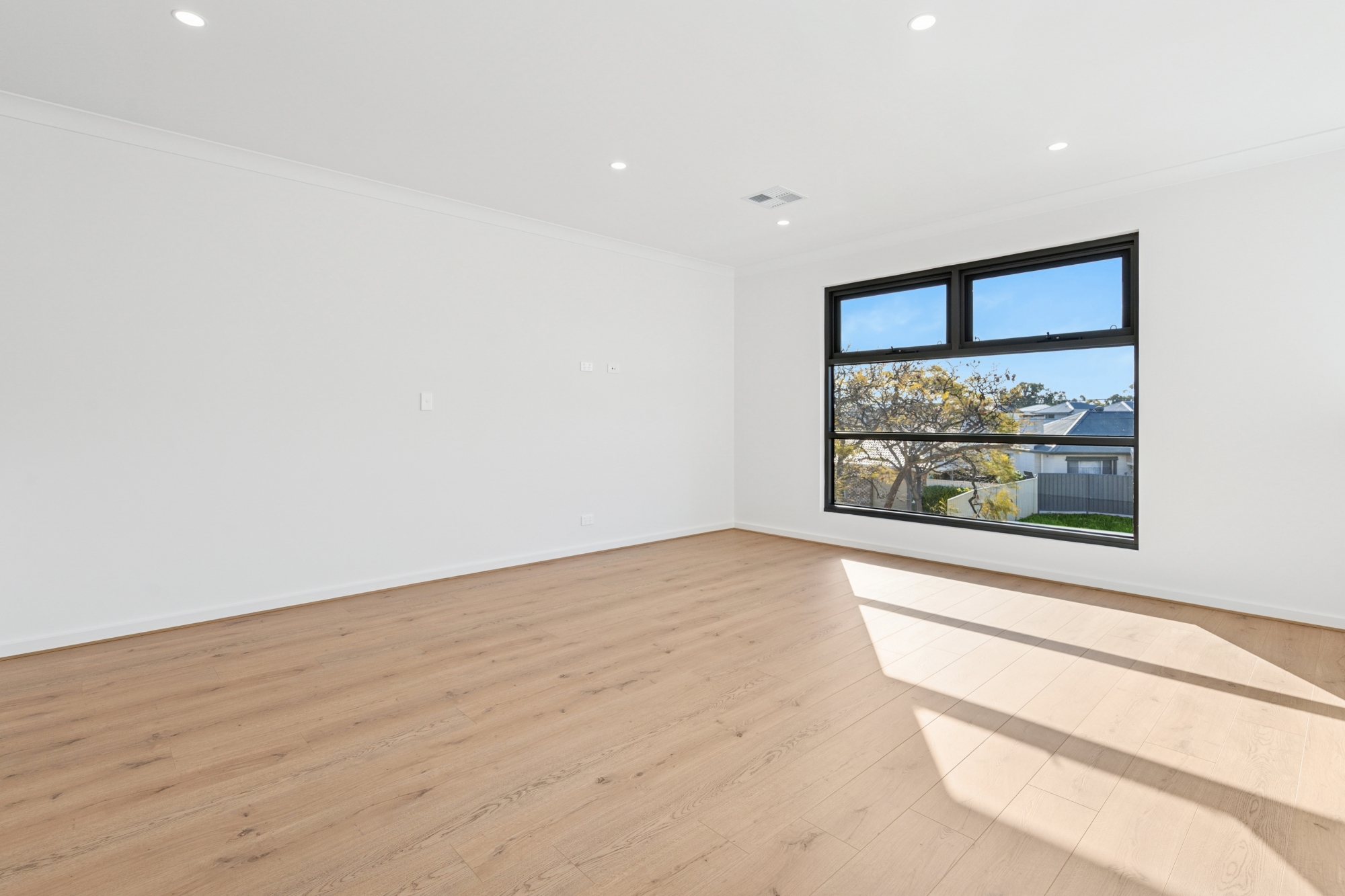 12 Lambton Street, OAKLANDS PARK, SA 5046 11
