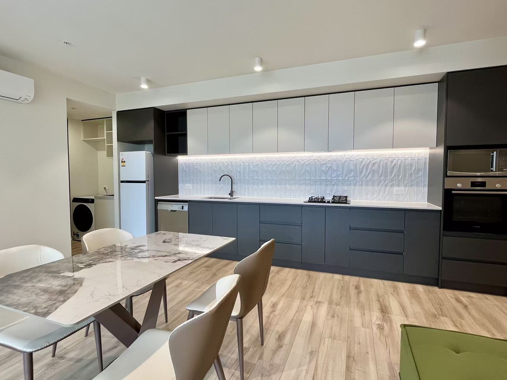 2610/6 Penaluna Place, ADELAIDE, SA 5000 2