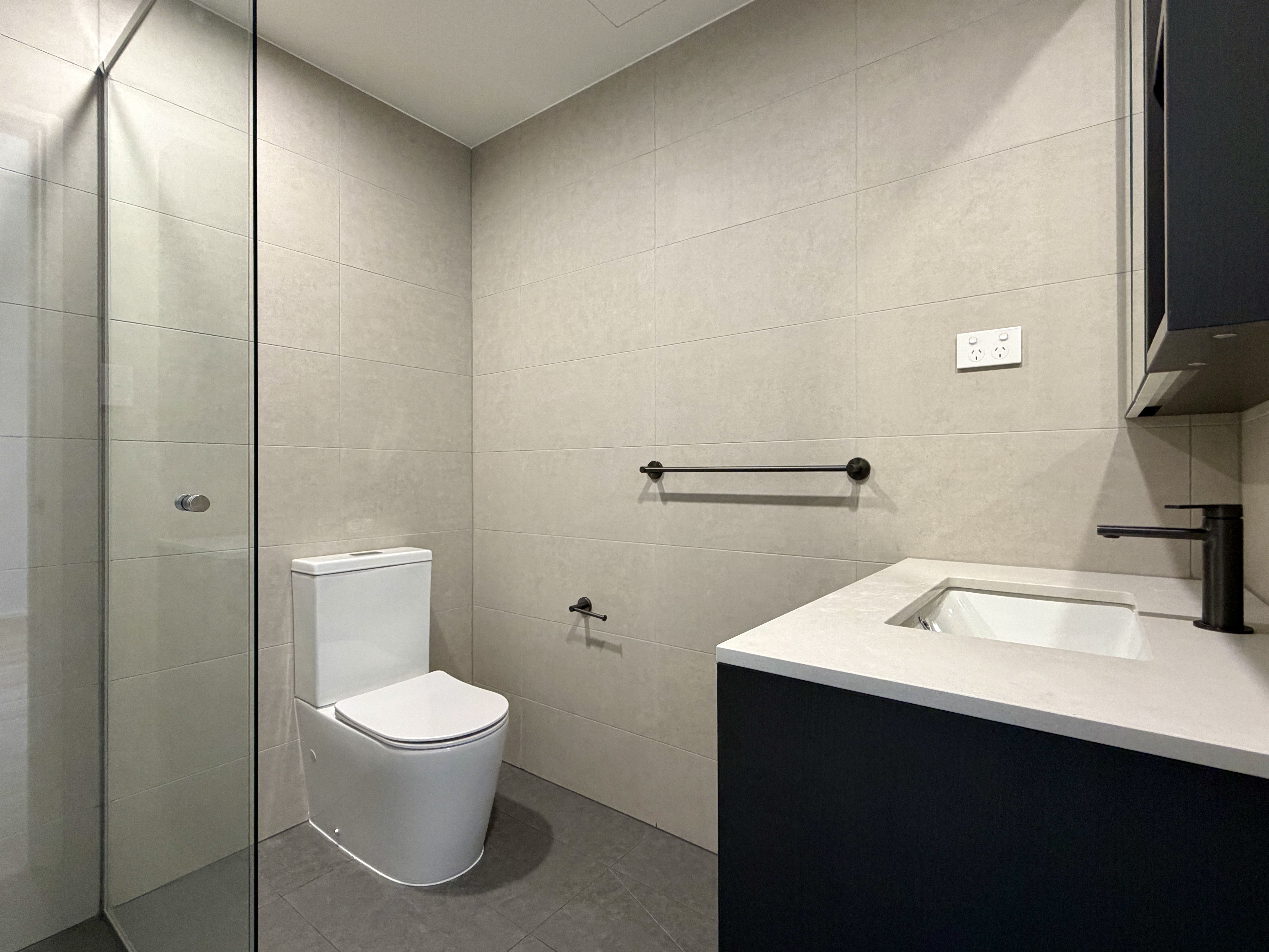 2002/6 Penaluna Place, ADELAIDE, SA 5000 9