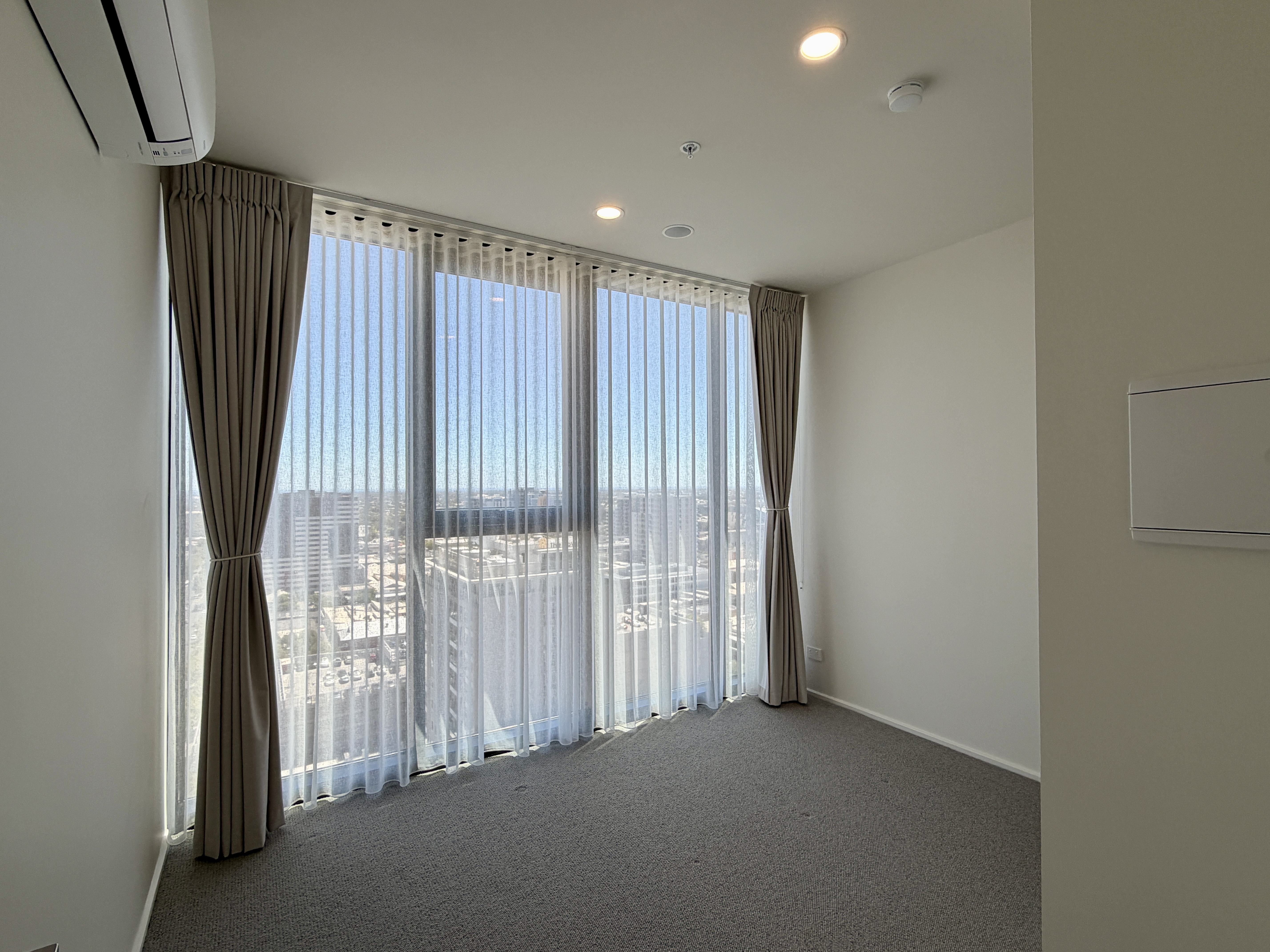 2002/6 Penaluna Place, ADELAIDE, SA 5000 7
