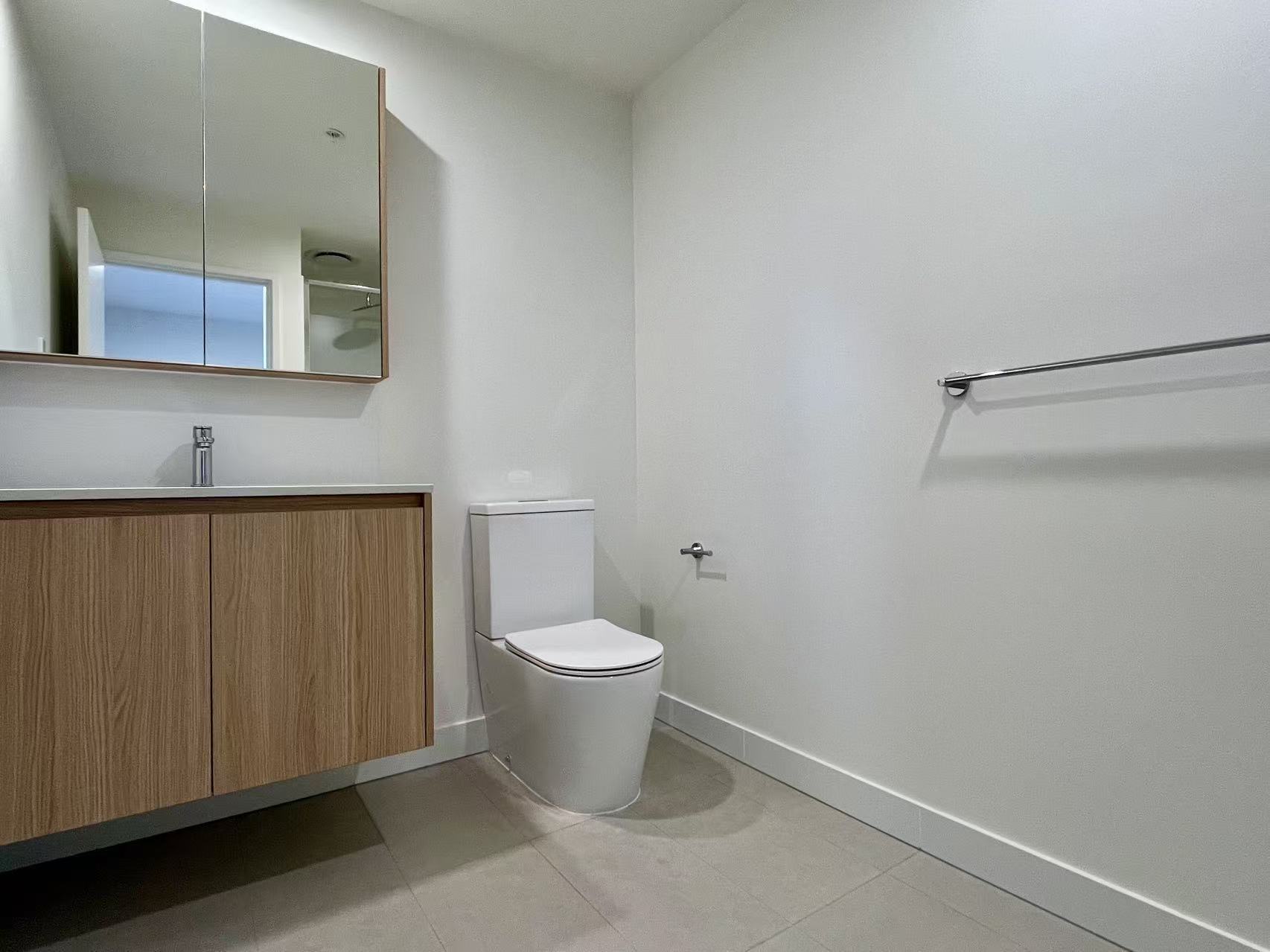 1913/6 Penaluna Place, ADELAIDE, SA 5000 8
