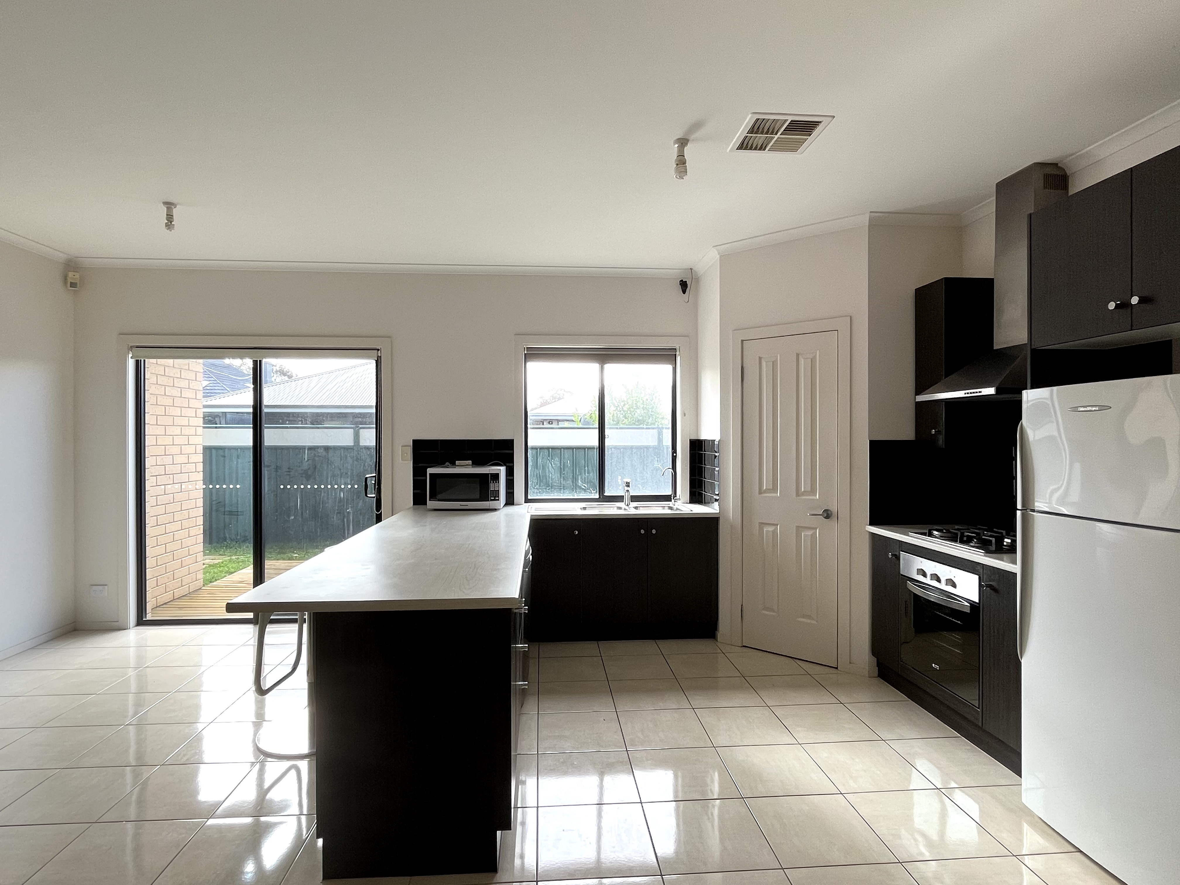 2/5 Honeyton Street, SEATON, SA 5023 7