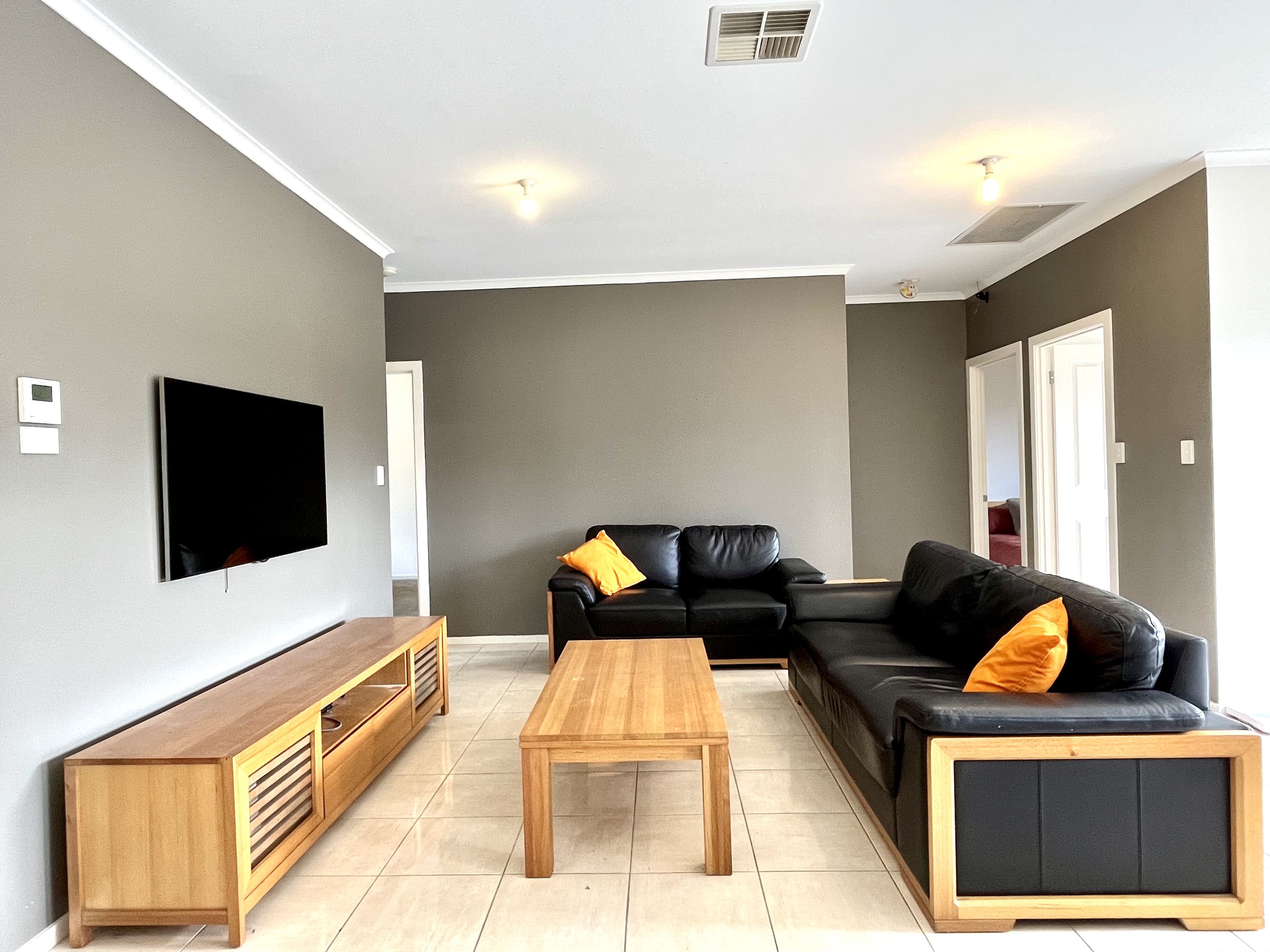 2/5 Honeyton Street, SEATON, SA 5023 2