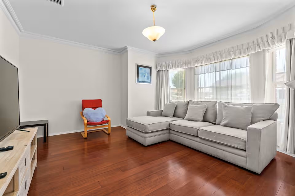 1 Vintage Court, GLENGOWRIE, SA 5044 2