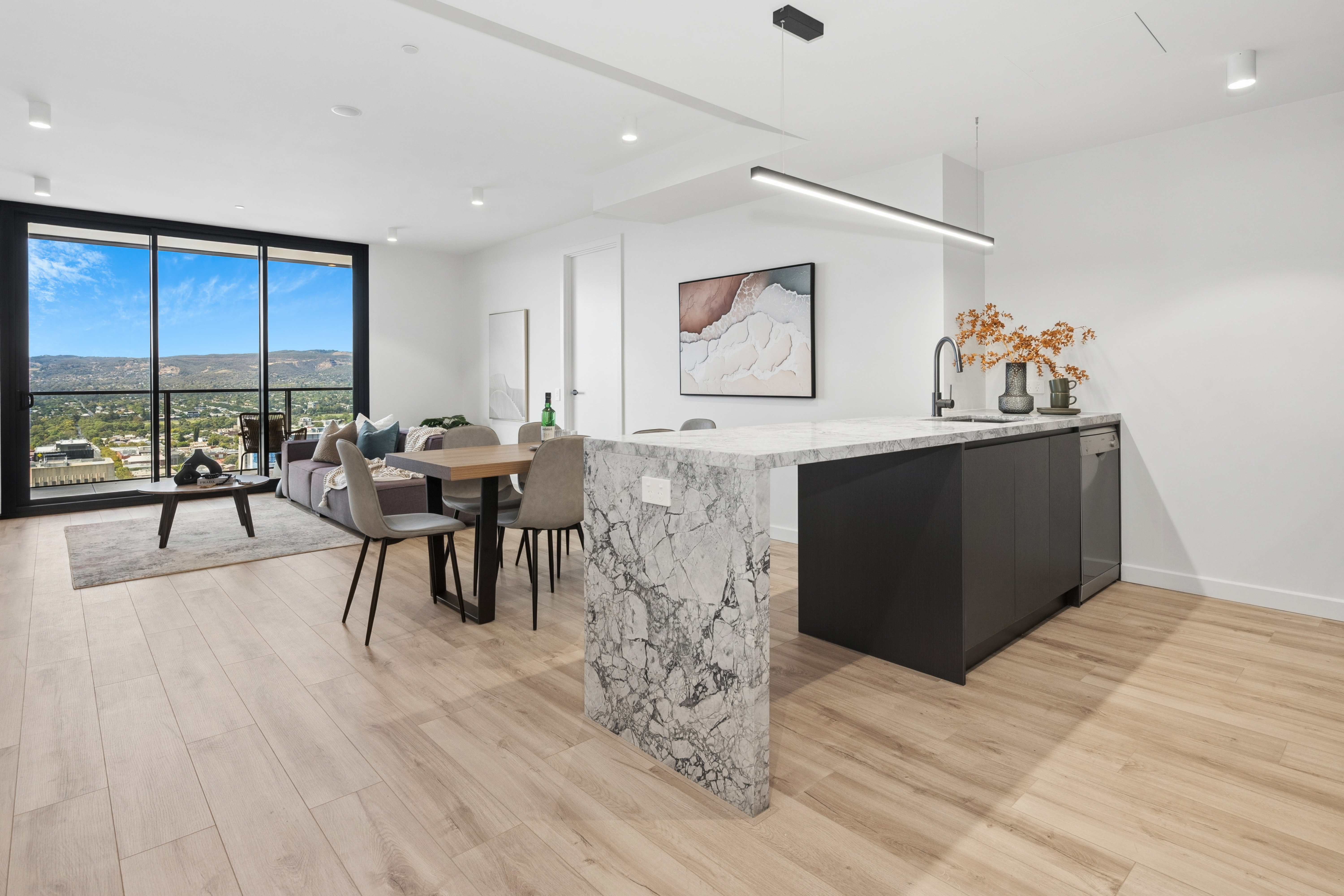 3506/6 Penaluna Place, ADELAIDE, SA 5000 2