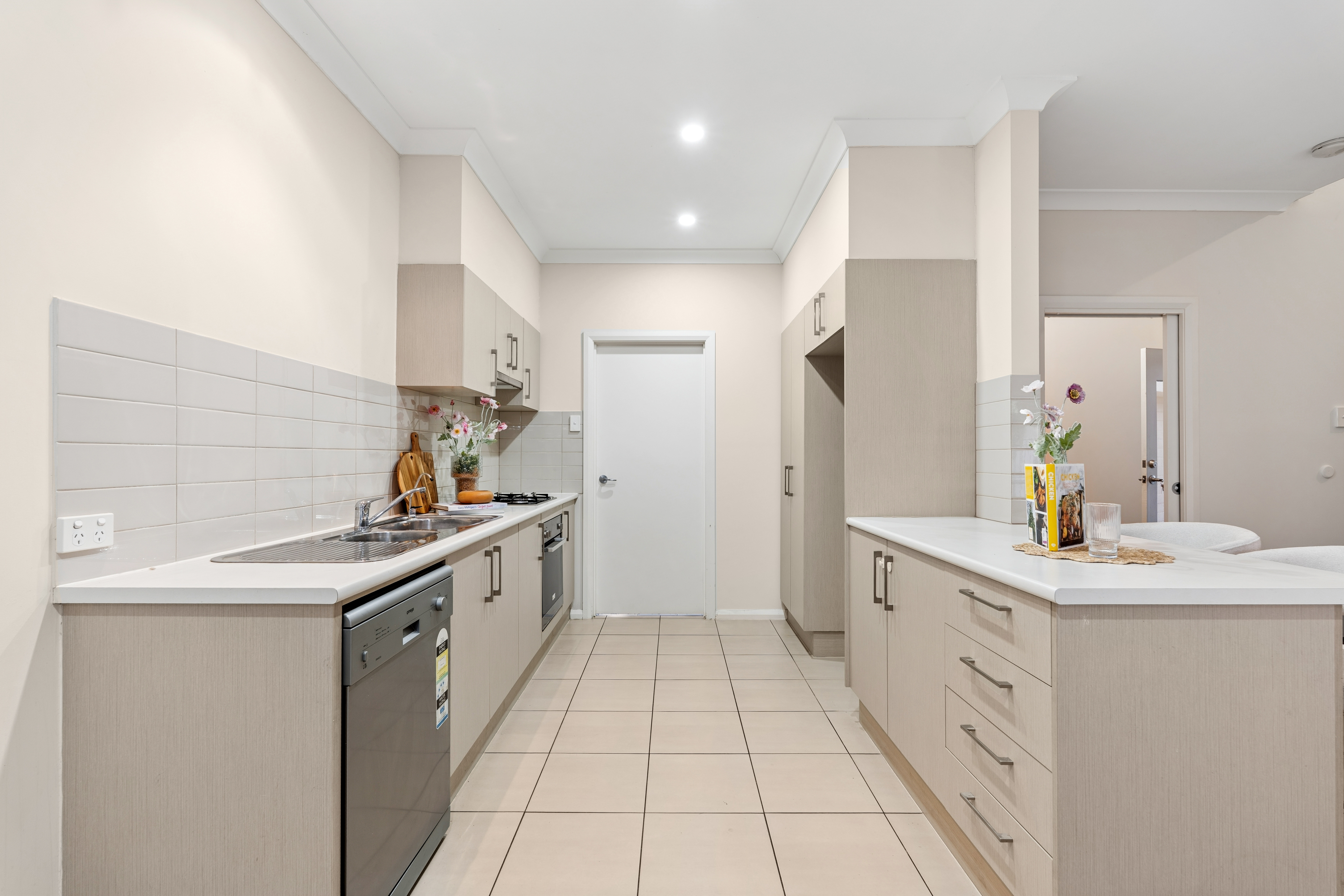 8C Arcadia Avenue, PARADISE, SA 5075 14