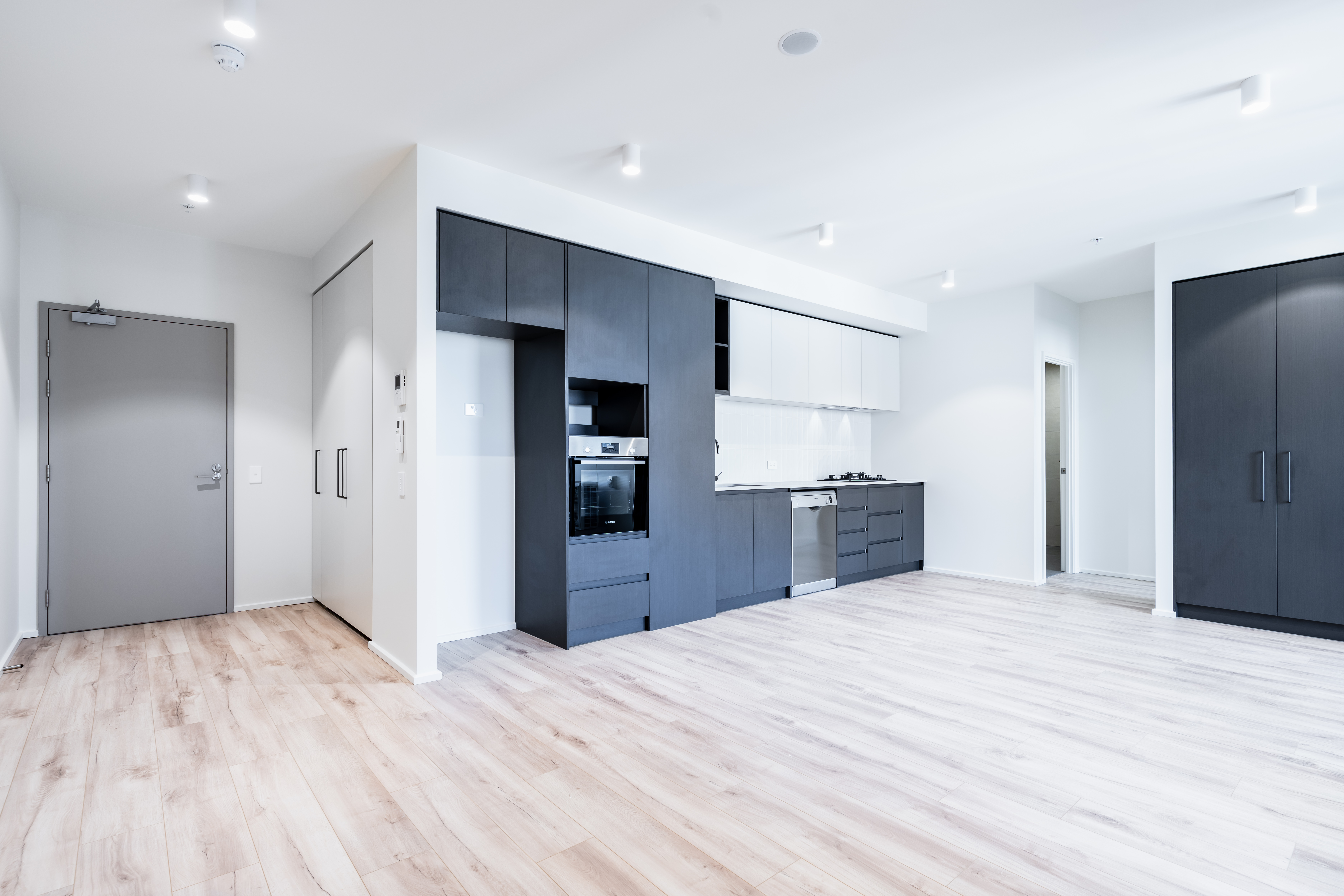 2512/6 Penaluna Place, ADELAIDE, SA 5000 2