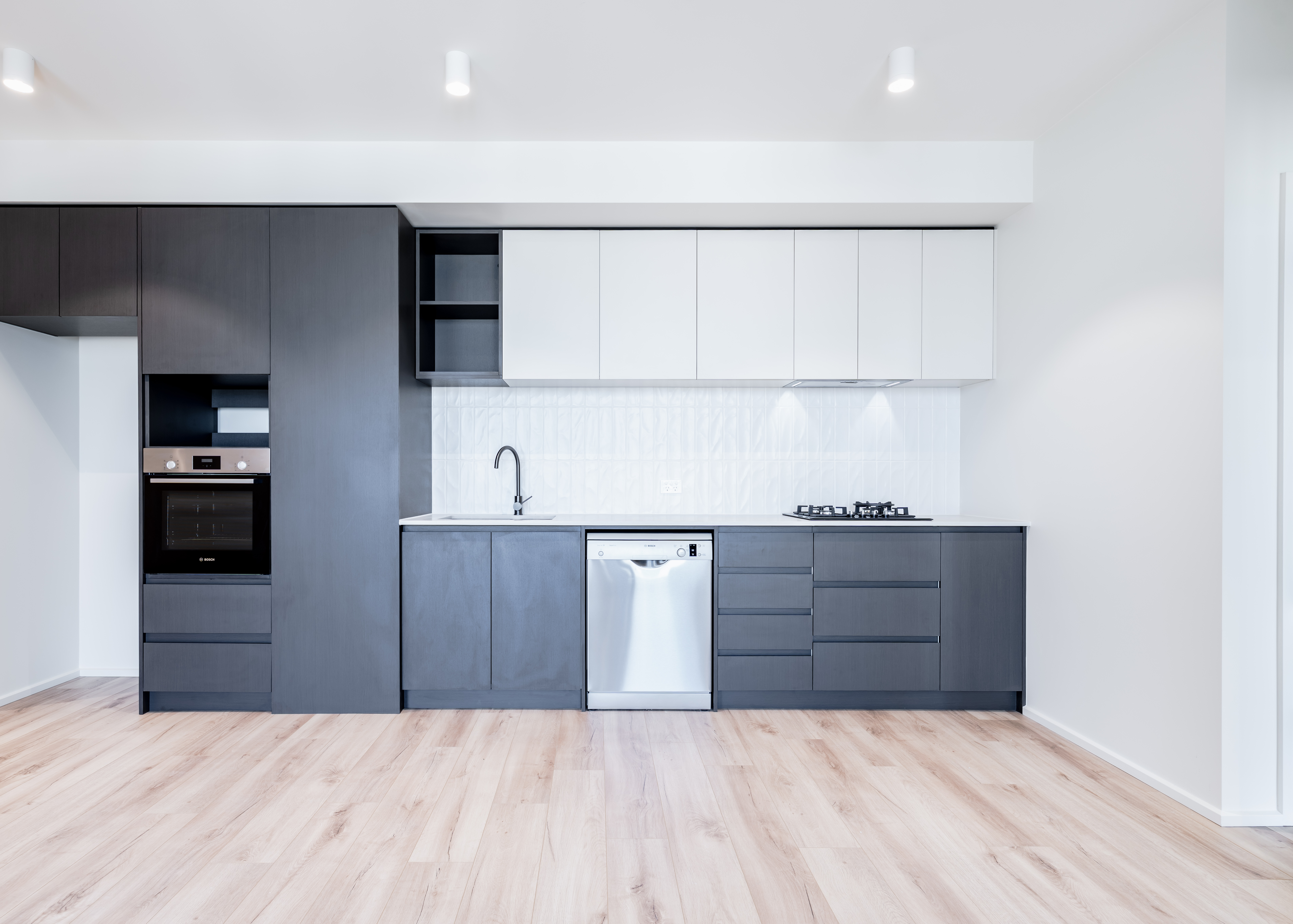 2512/6 Penaluna Place, ADELAIDE, SA 5000 4