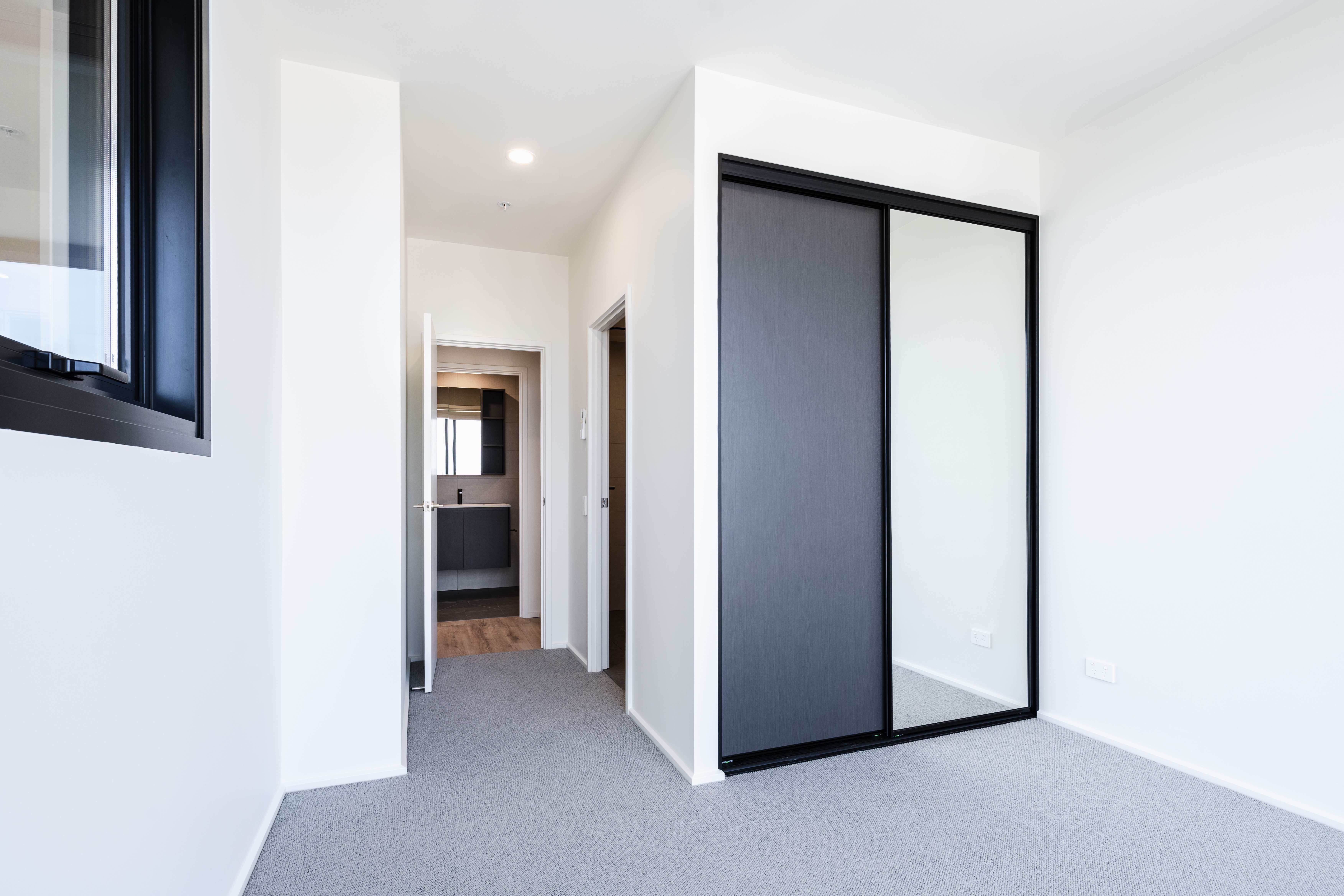 2512/6 Penaluna Place, ADELAIDE, SA 5000 6