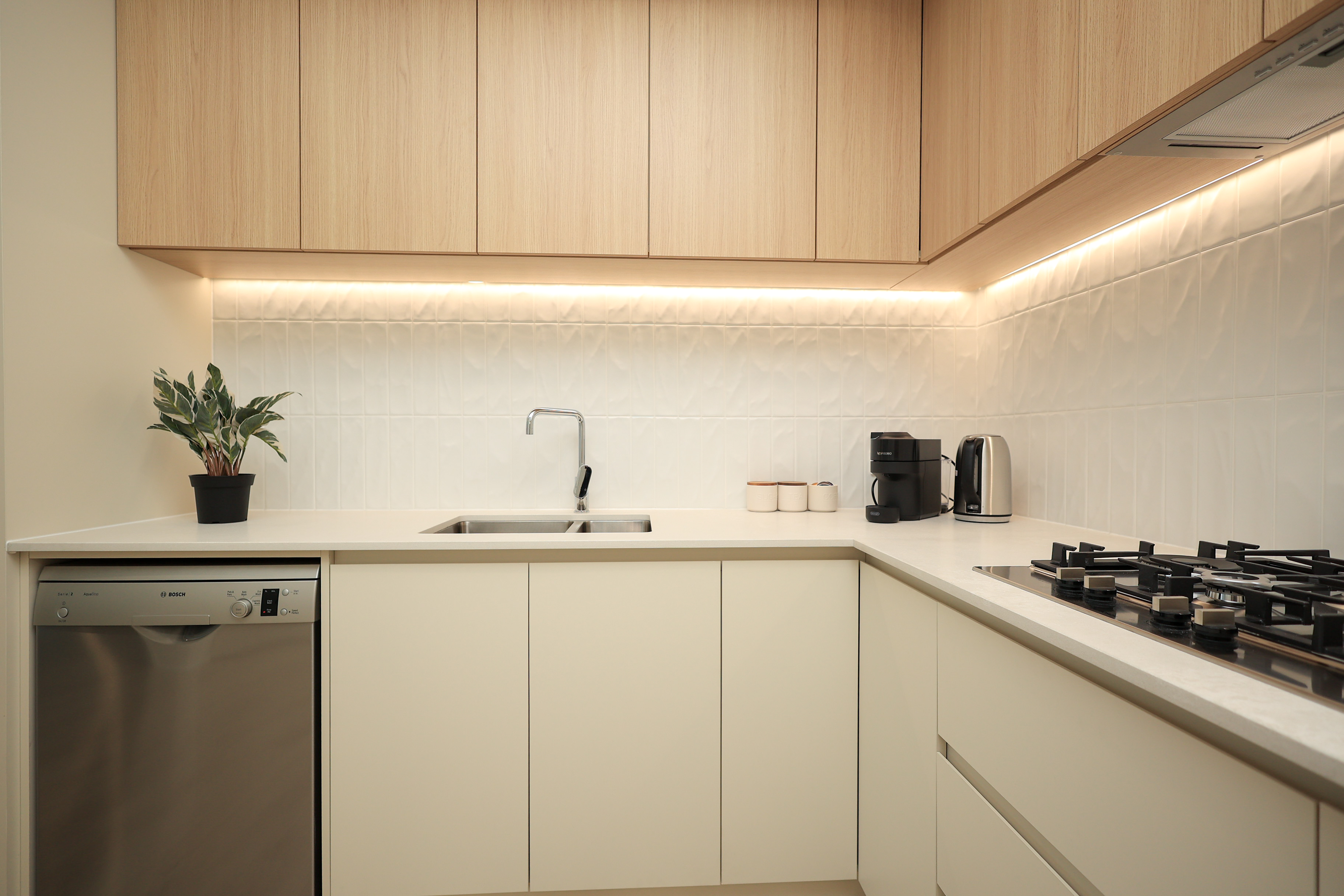1610/6 Penaluna Place, ADELAIDE, SA 5000 2