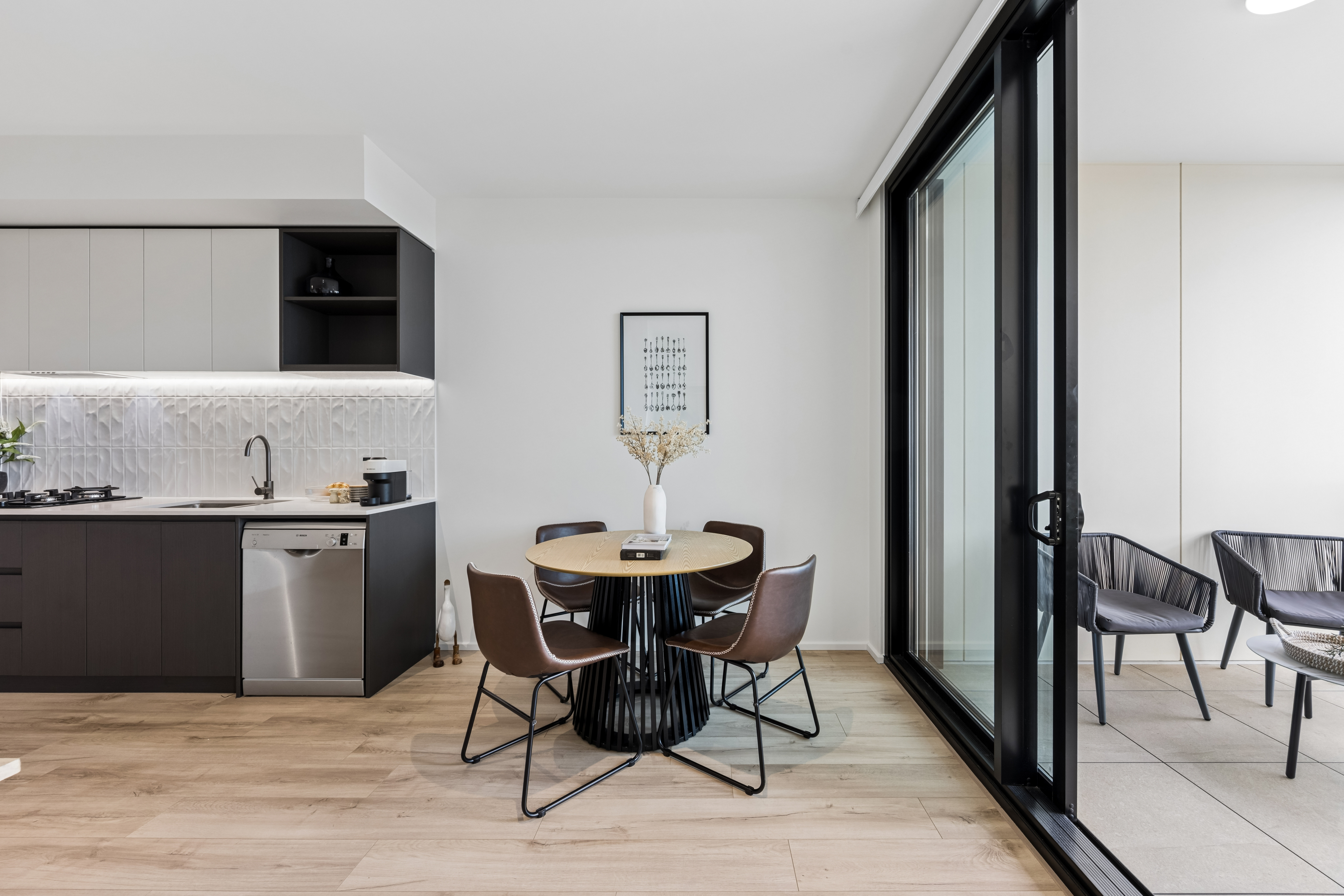 2702/6 Penaluna Place, ADELAIDE, SA 5000 10