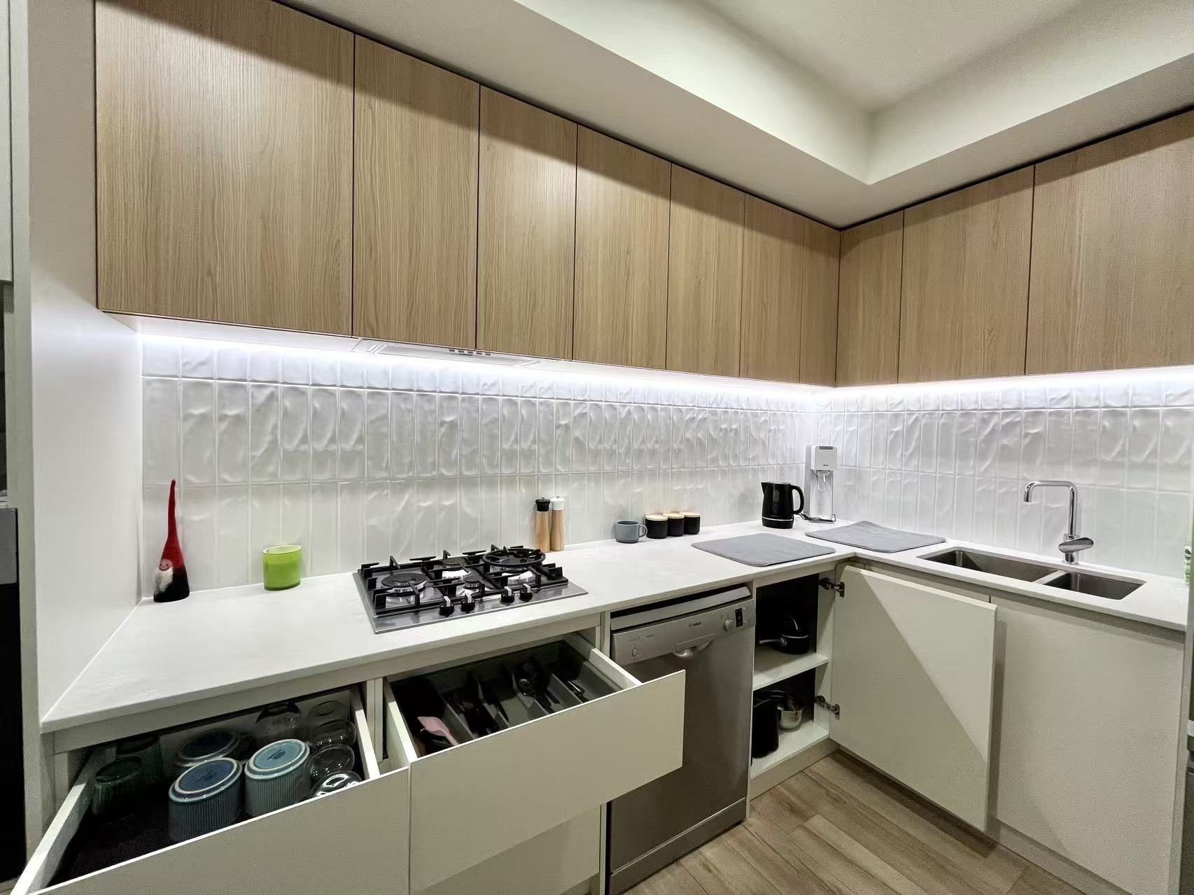 1202/6 Penaluna Place, ADELAIDE, SA 5000 3