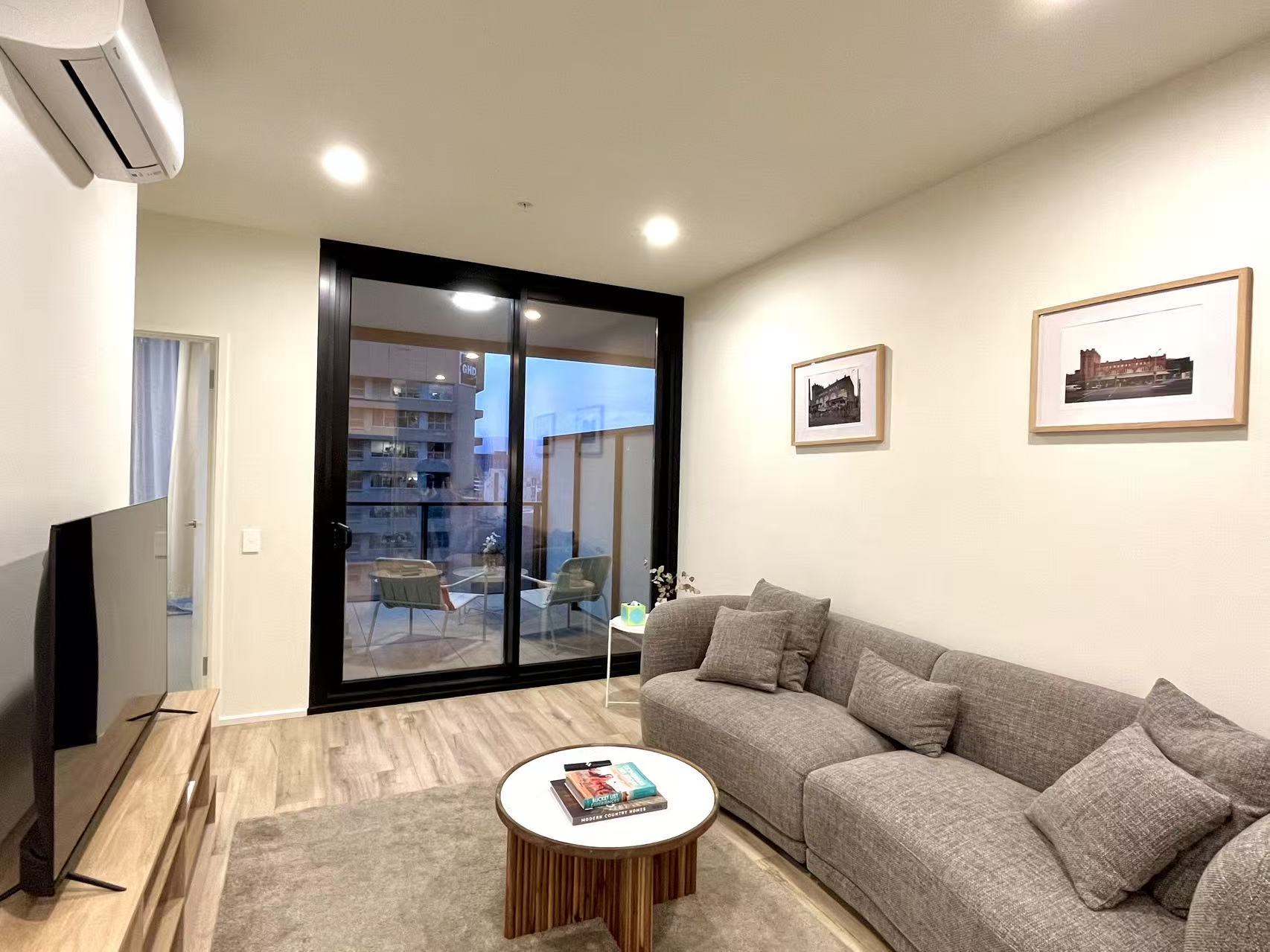 1512/6 Penaluna Place, ADELAIDE, SA 5000 4