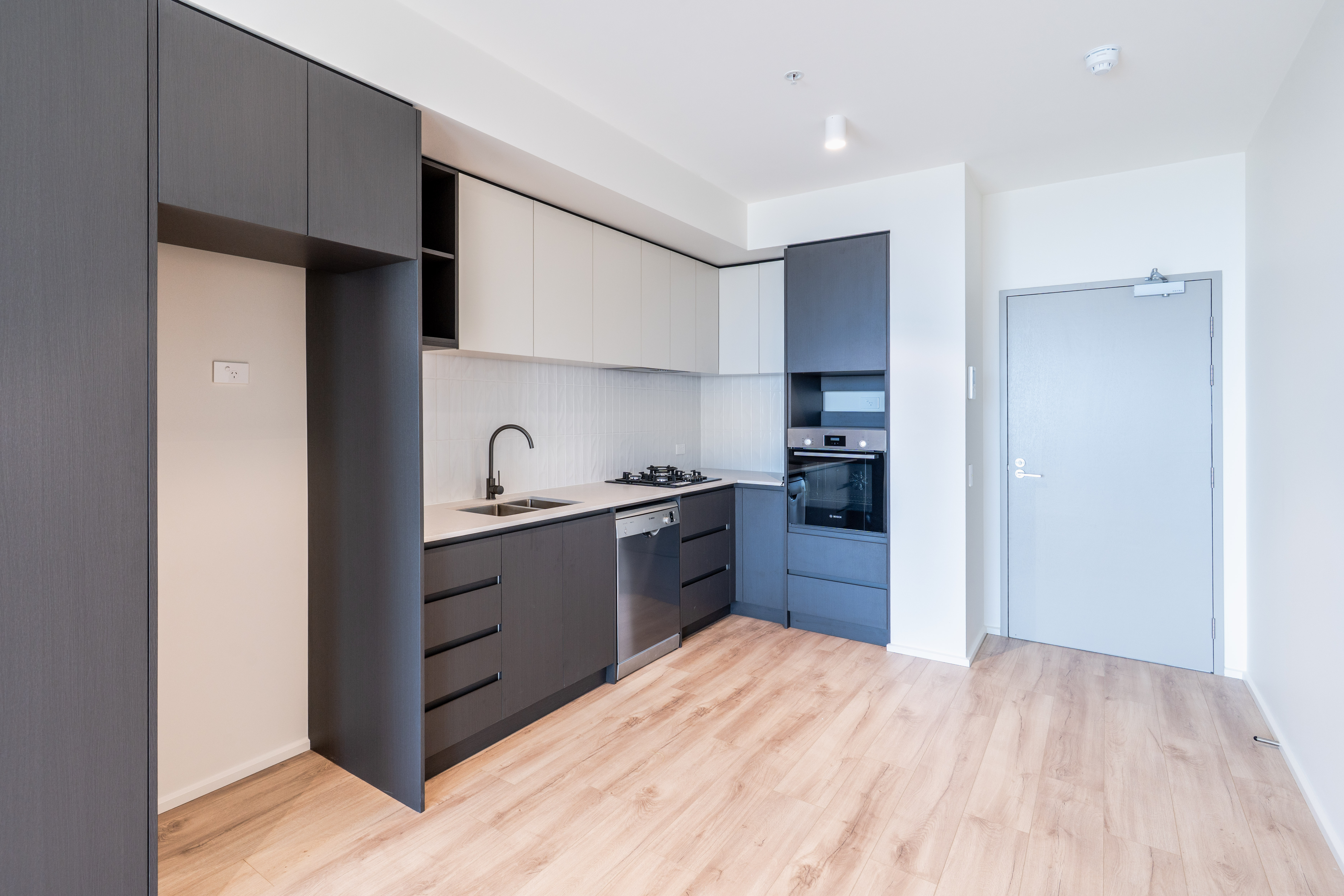 2603/6 Penaluna Place, ADELAIDE, SA 5000 3