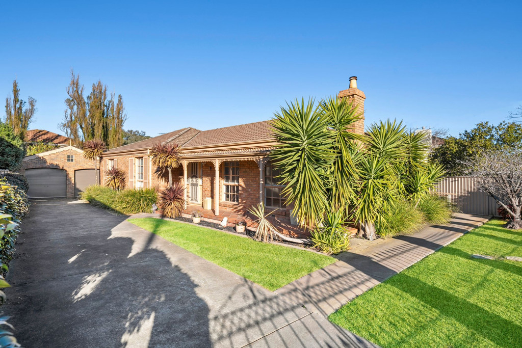 10 Wilks Street, Hamlyn Heights VIC