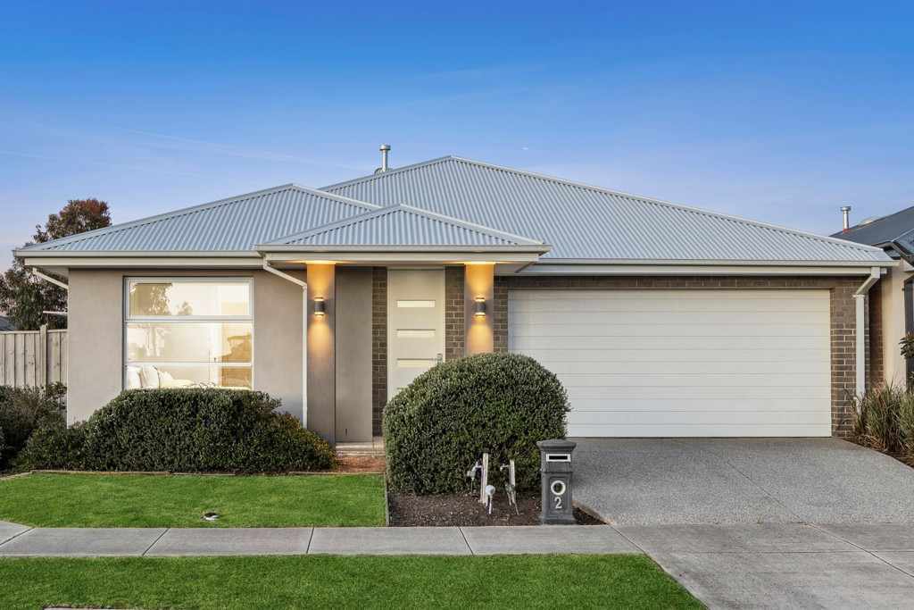 2 Honeyeater Way, Mount Duneed VIC