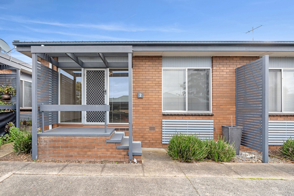 2/404 Myers Street, East Geelong VIC
