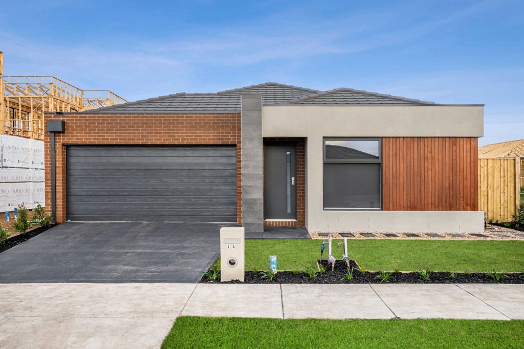 24 Fleurieu Circuit, Armstrong Creek VIC