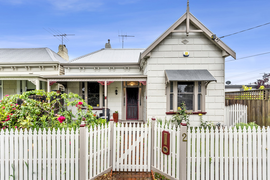 2 Anderson Street, East Geelong VIC