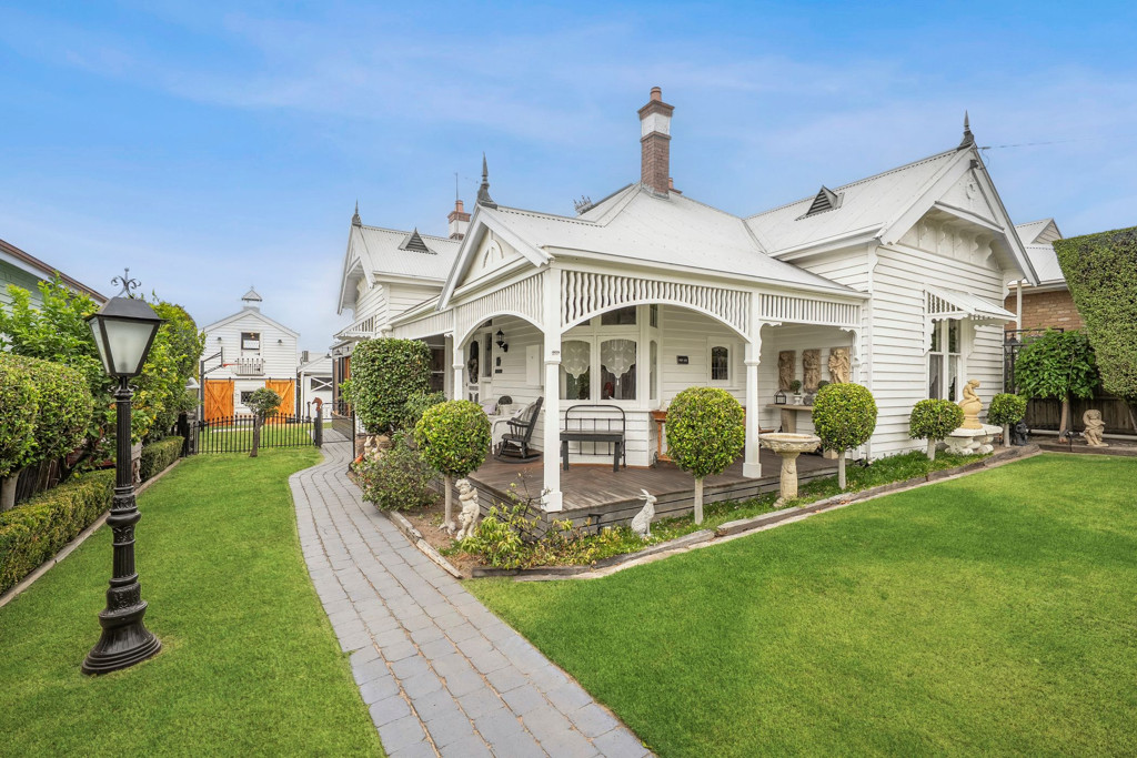 400 Ryrie Street, East Geelong VIC