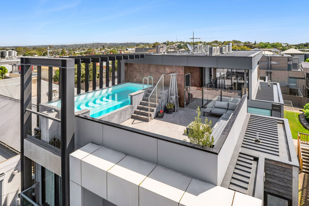 94 Gheringhap Street, Geelong VIC