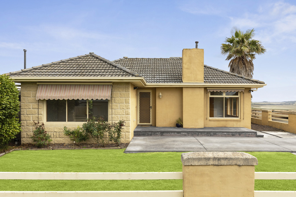 52 Graylea Avenue, Herne Hill VIC