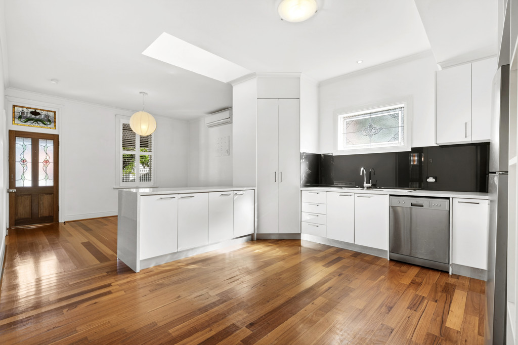 64 Waratah Street, Geelong West VIC