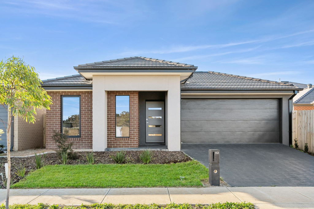 82 Mandalay Avenue, Armstrong Creek VIC