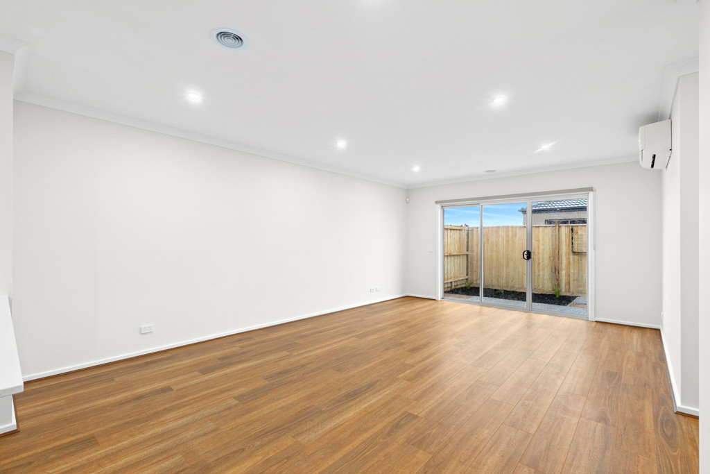 71 Gilroy Crescent, Charlemont VIC