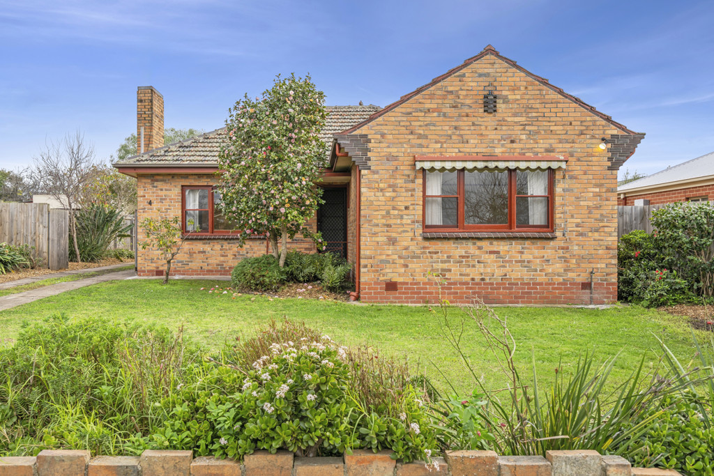 4 Woorayl Street, Hamlyn Heights VIC
