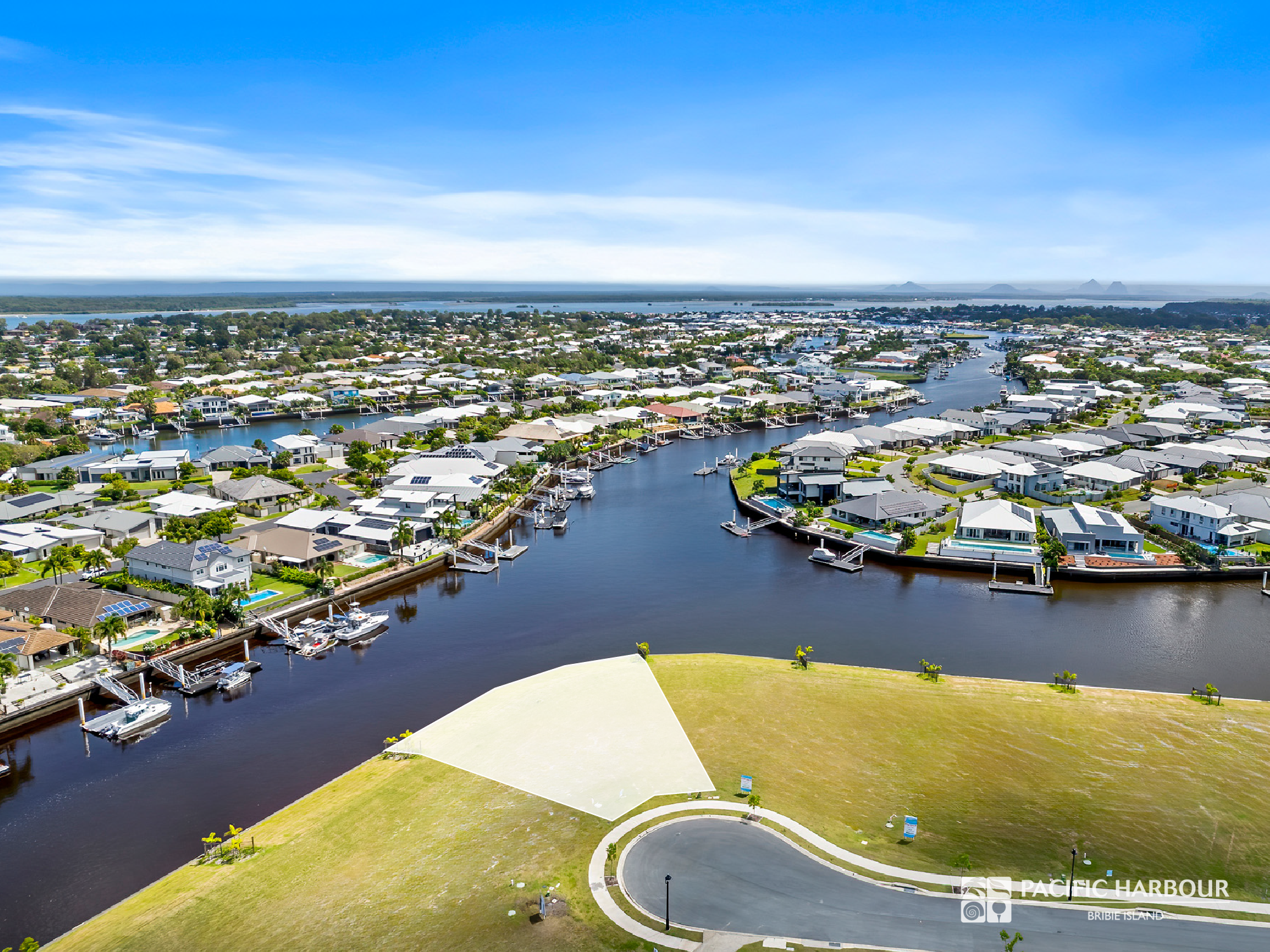 Exceptional Waterfront Lot