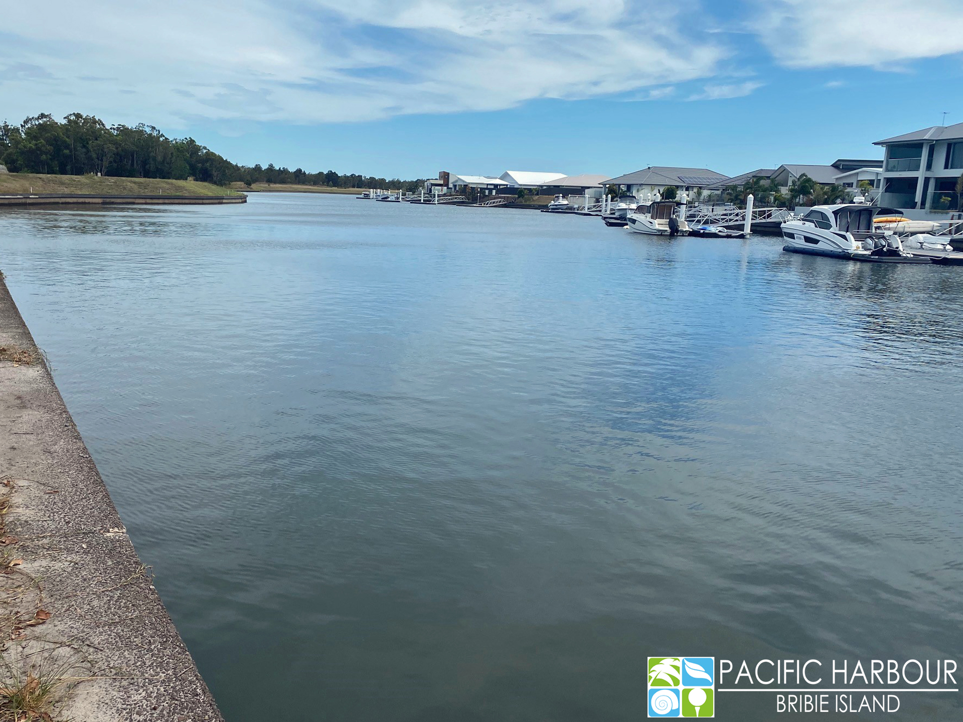 Amazing Canal front living on Palm Cove