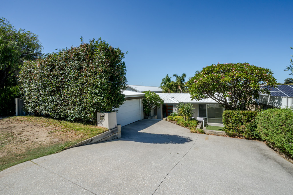 106 High Street, Sorrento WA, Sorrento - Image 1
