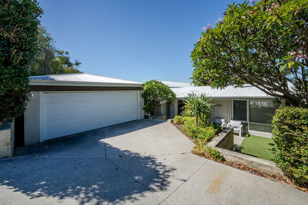 106 High Street, Sorrento WA, Sorrento - Thumbnail 2