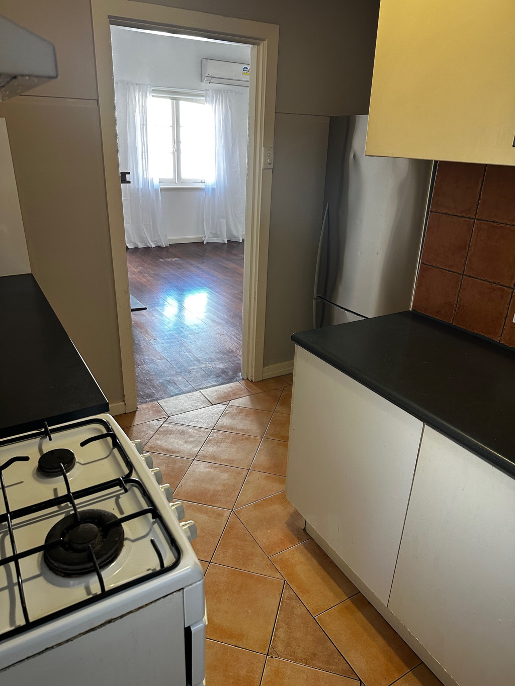 1/3 Brisbane Place, Perth WA, Perth - Thumbnail 4