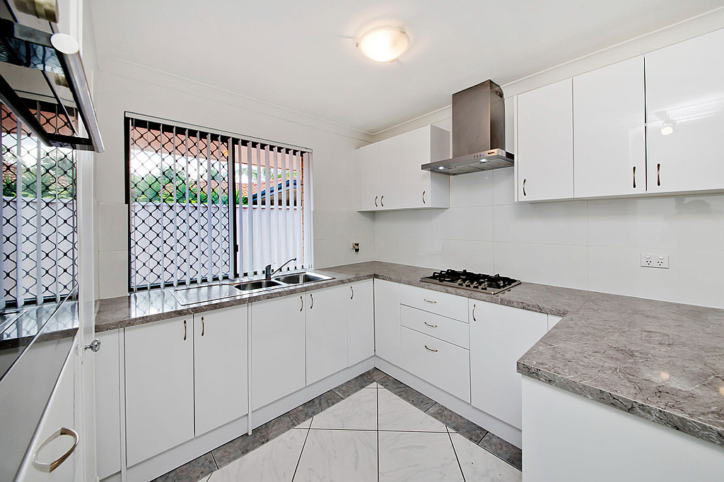 10 Warner Place, Greenwood WA, Greenwood - Thumbnail 2
