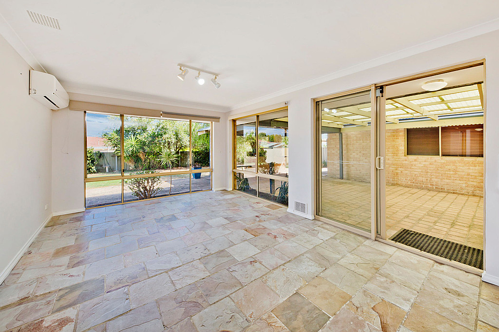 10 Bullfinch Way, Ballajura WA, Ballajura - Thumbnail 8
