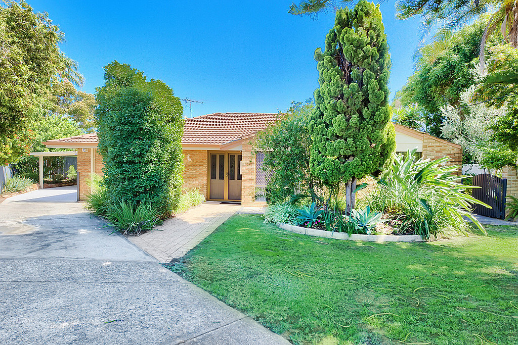 15 Stanton Crescent, Greenwood WA, Greenwood - Thumbnail 2