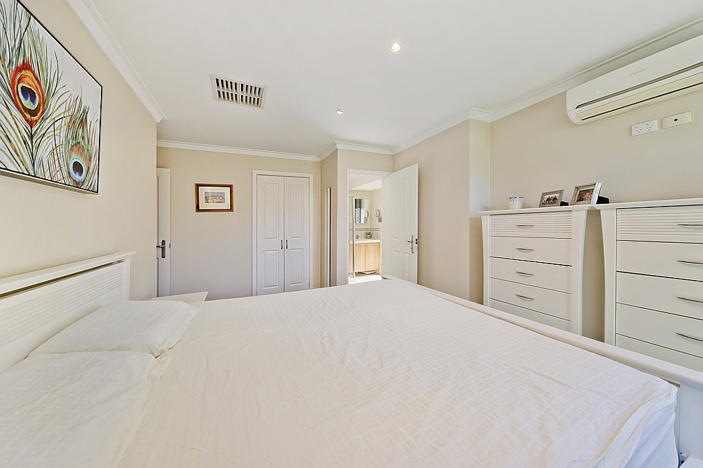 15 Stanton Crescent, Greenwood WA, Greenwood - Thumbnail 8
